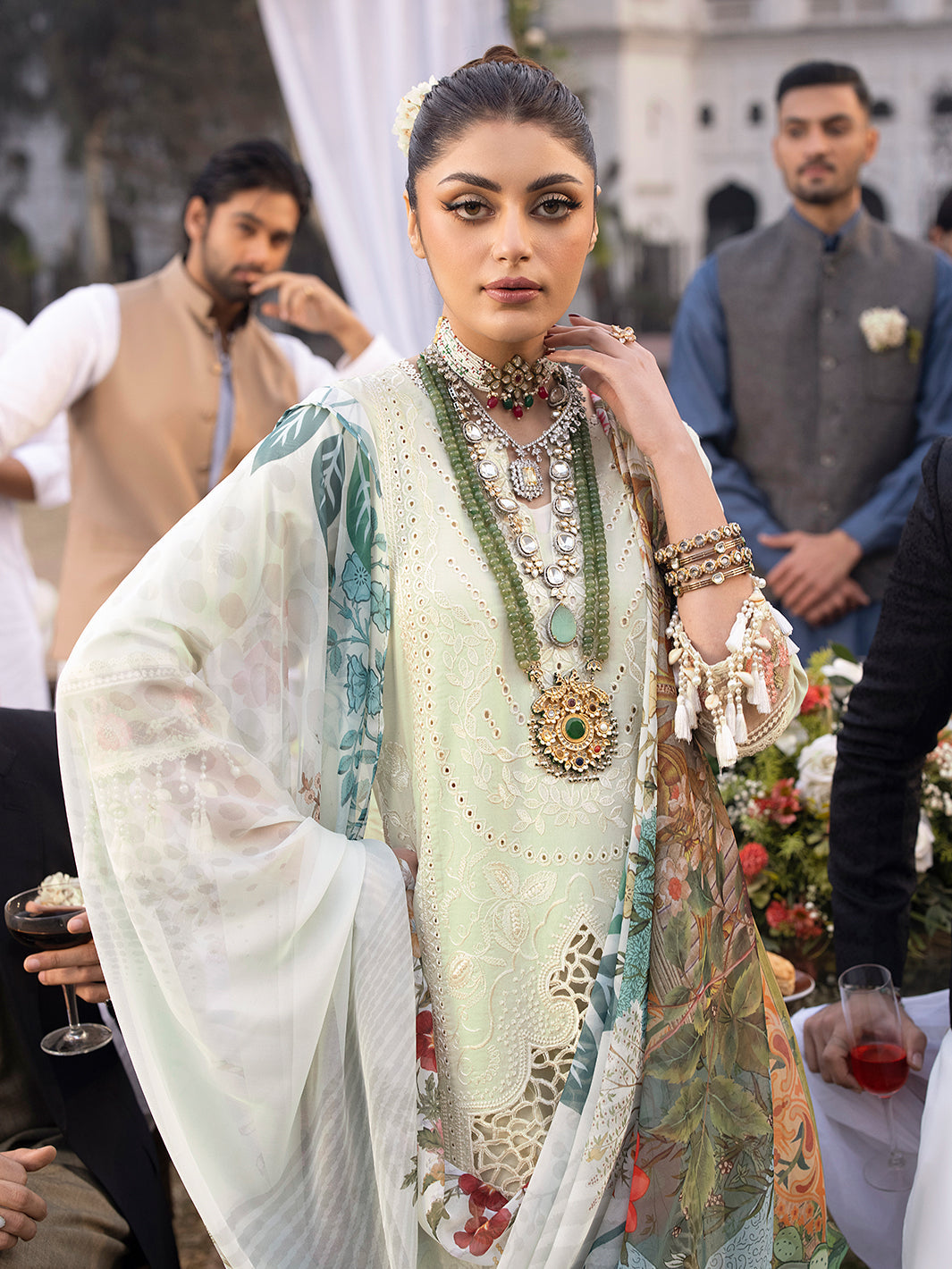 Mahnur | Mahrukh Luxury Lawn 24 | LILLY - Official Mahnur - Agha Fabrics UK