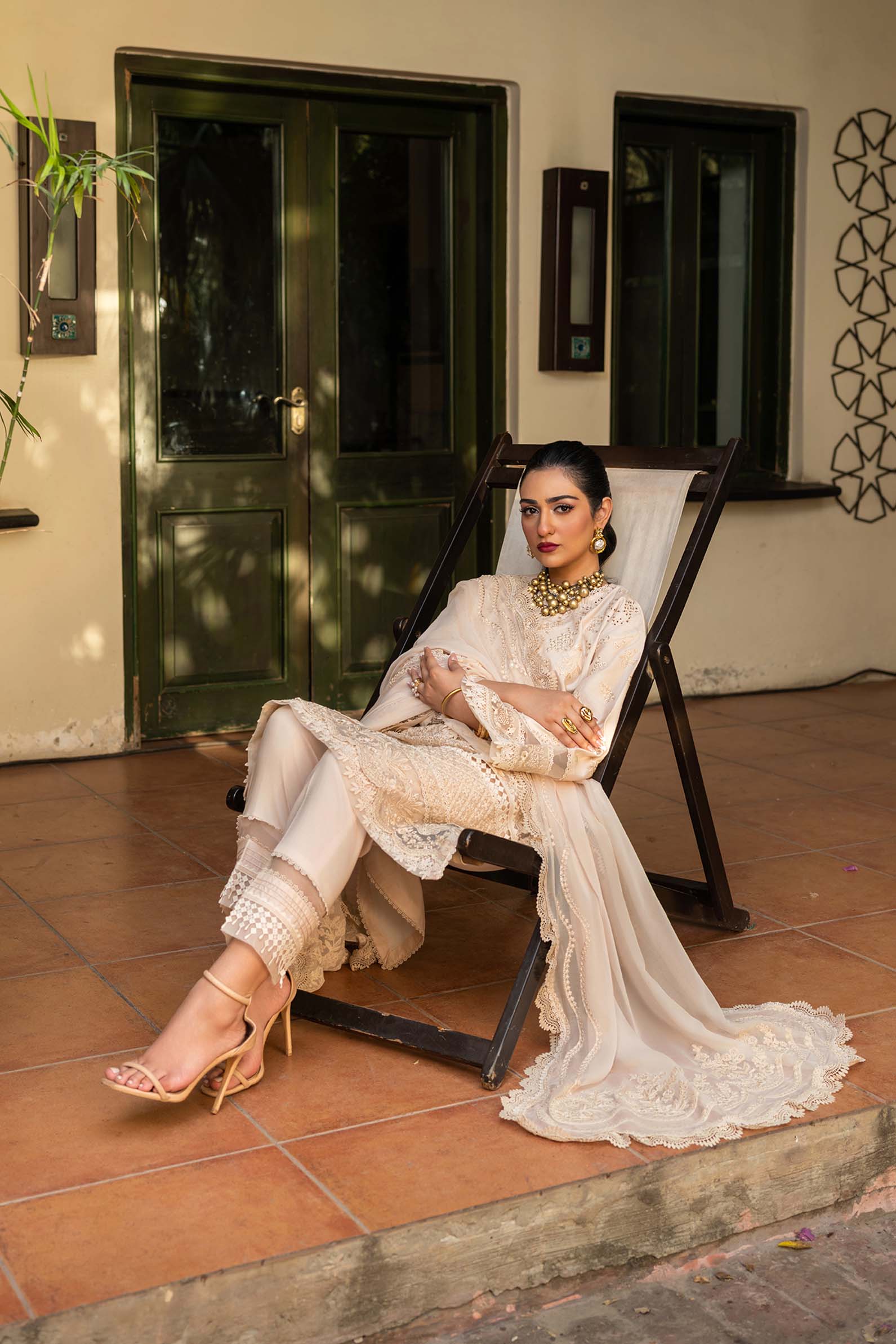 Maryam Hussain | Luxury Lawn 25 | Raya