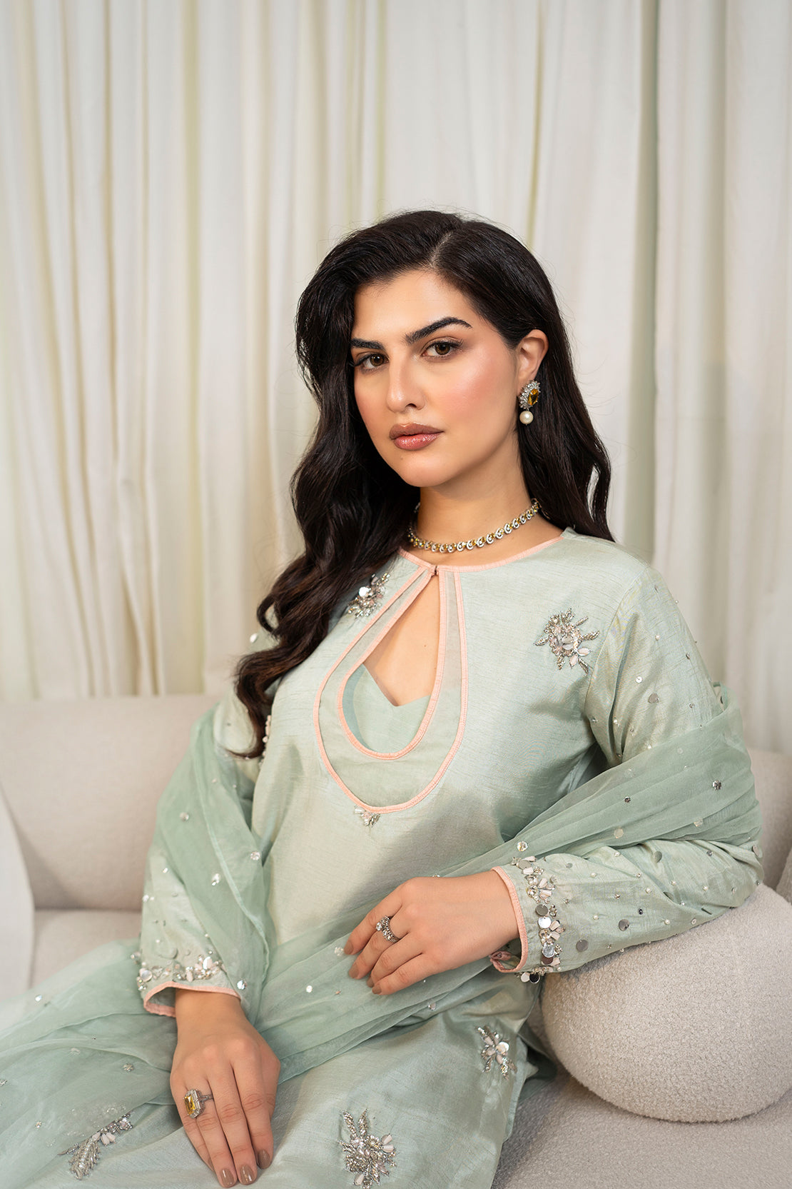 Leon | La Vei En Rose | Jasmine