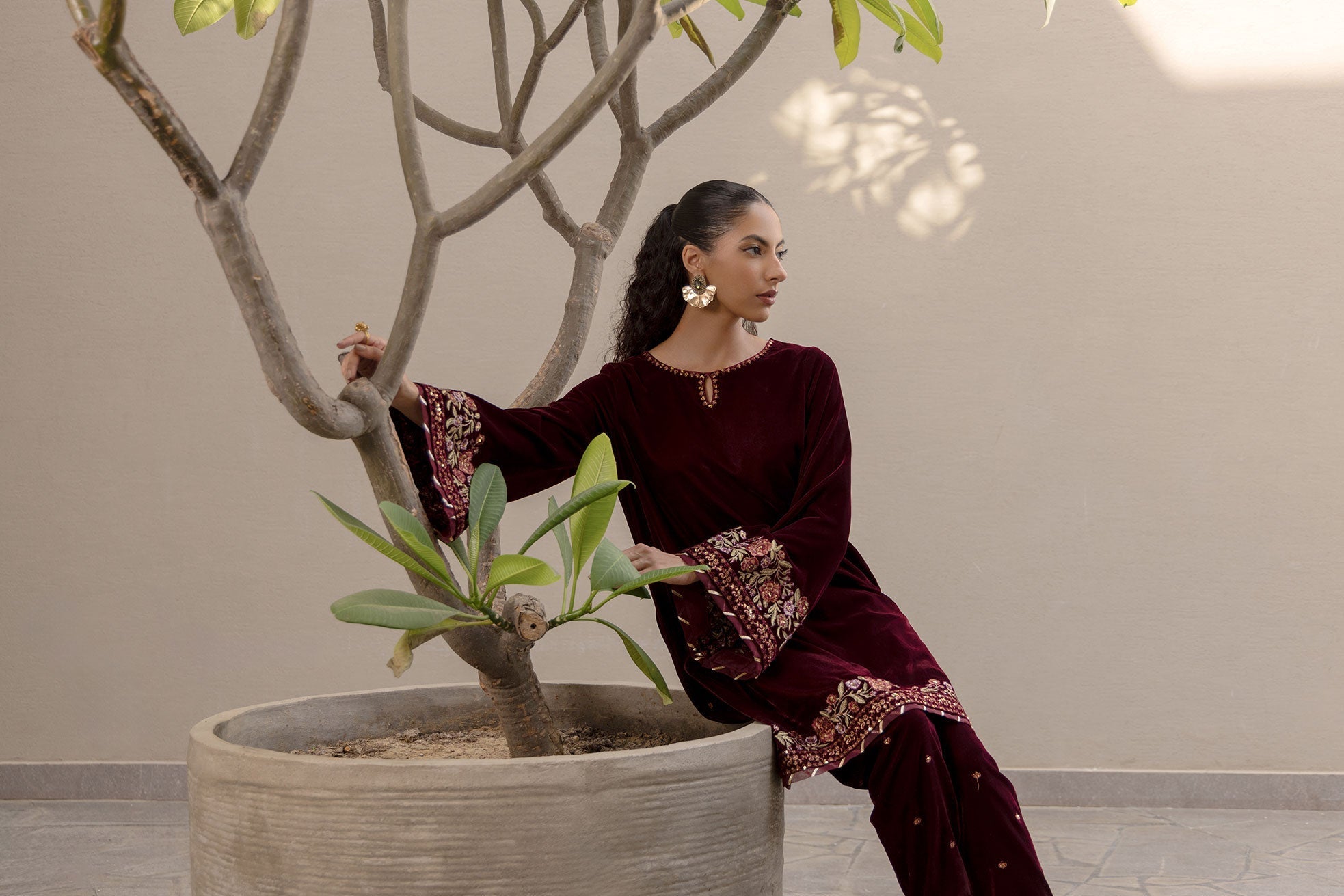 Dhanak | Velvet Edit | FW24DA-2620 MAROON