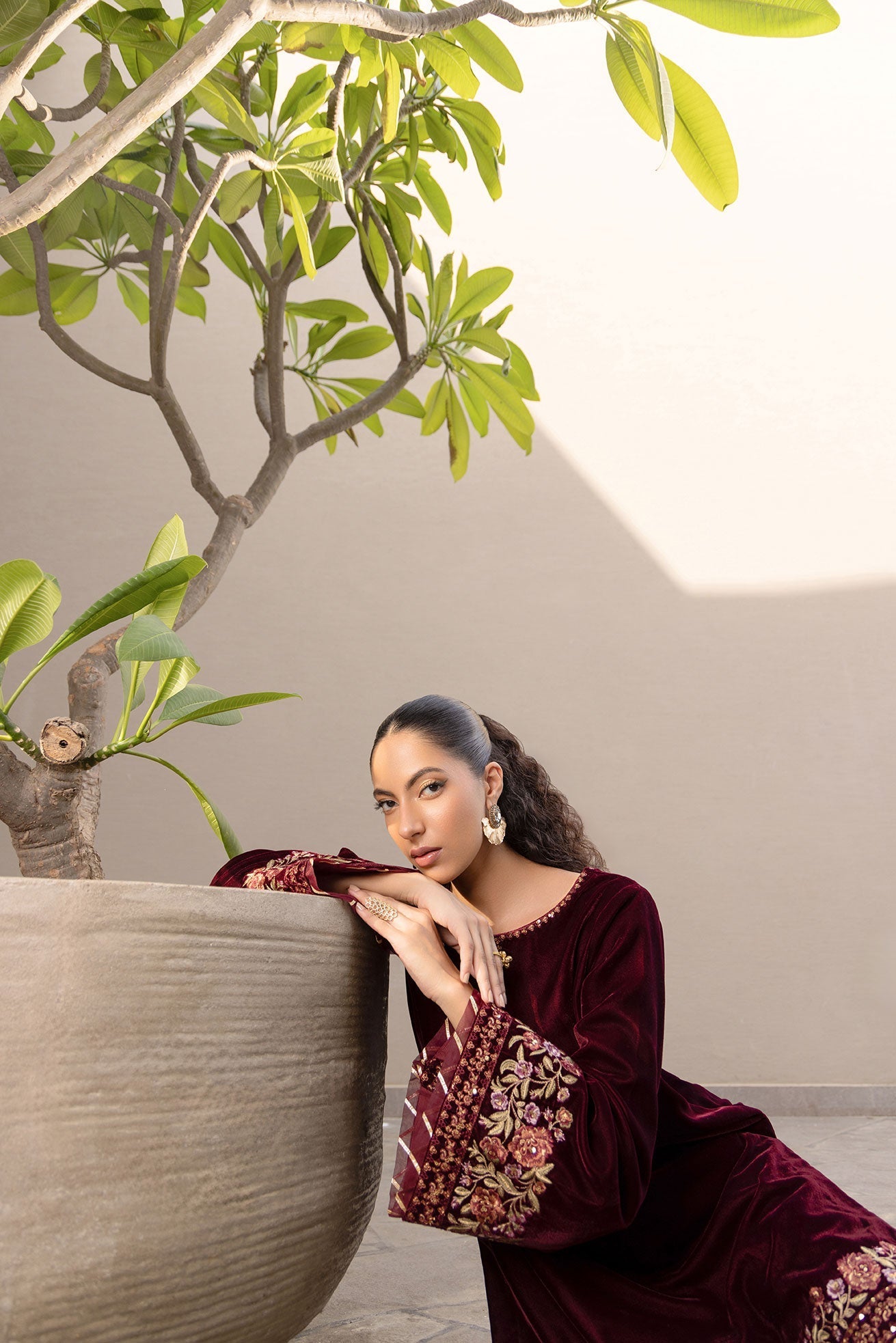 Dhanak | Velvet Edit | FW24DA-2620 MAROON