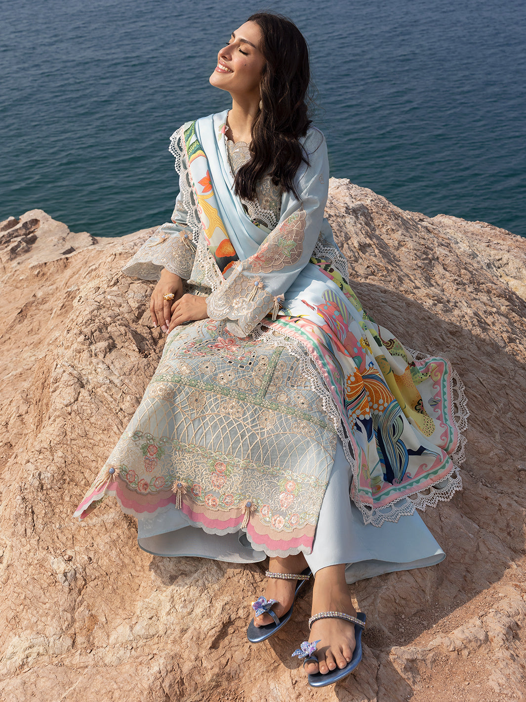 Mahnur | Sirena Luxury Lawn 25 | Luna