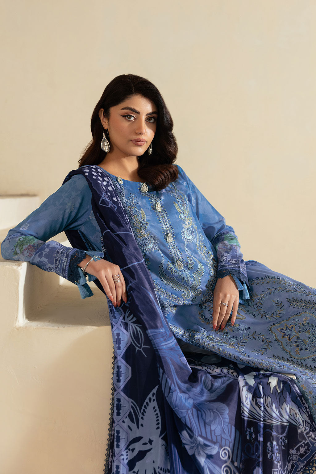 Ramsha | Mashaal Luxury Lawn | L-1302