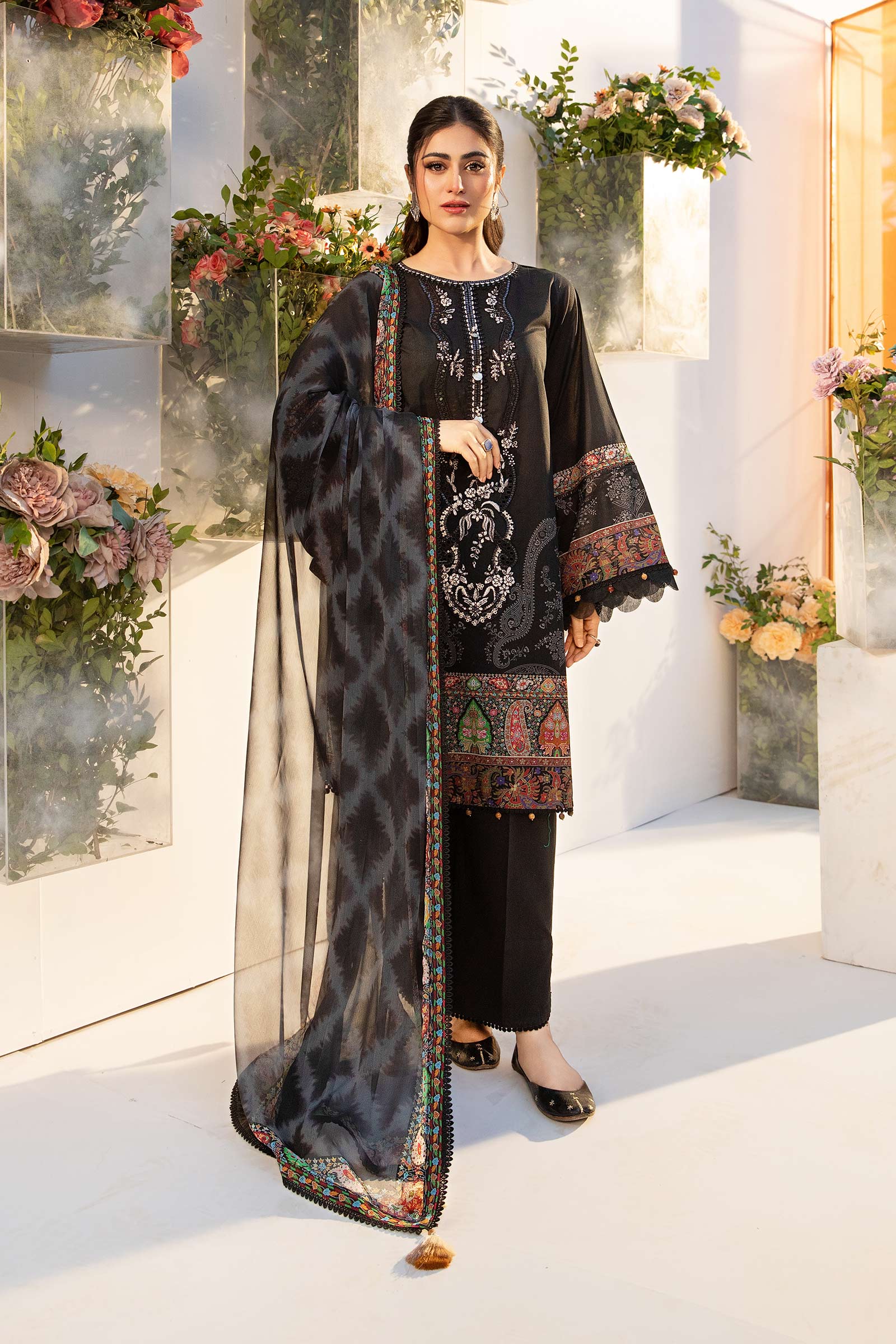 Maria B | M Basic Summer Lawn 25 | MB-CUS25-703A