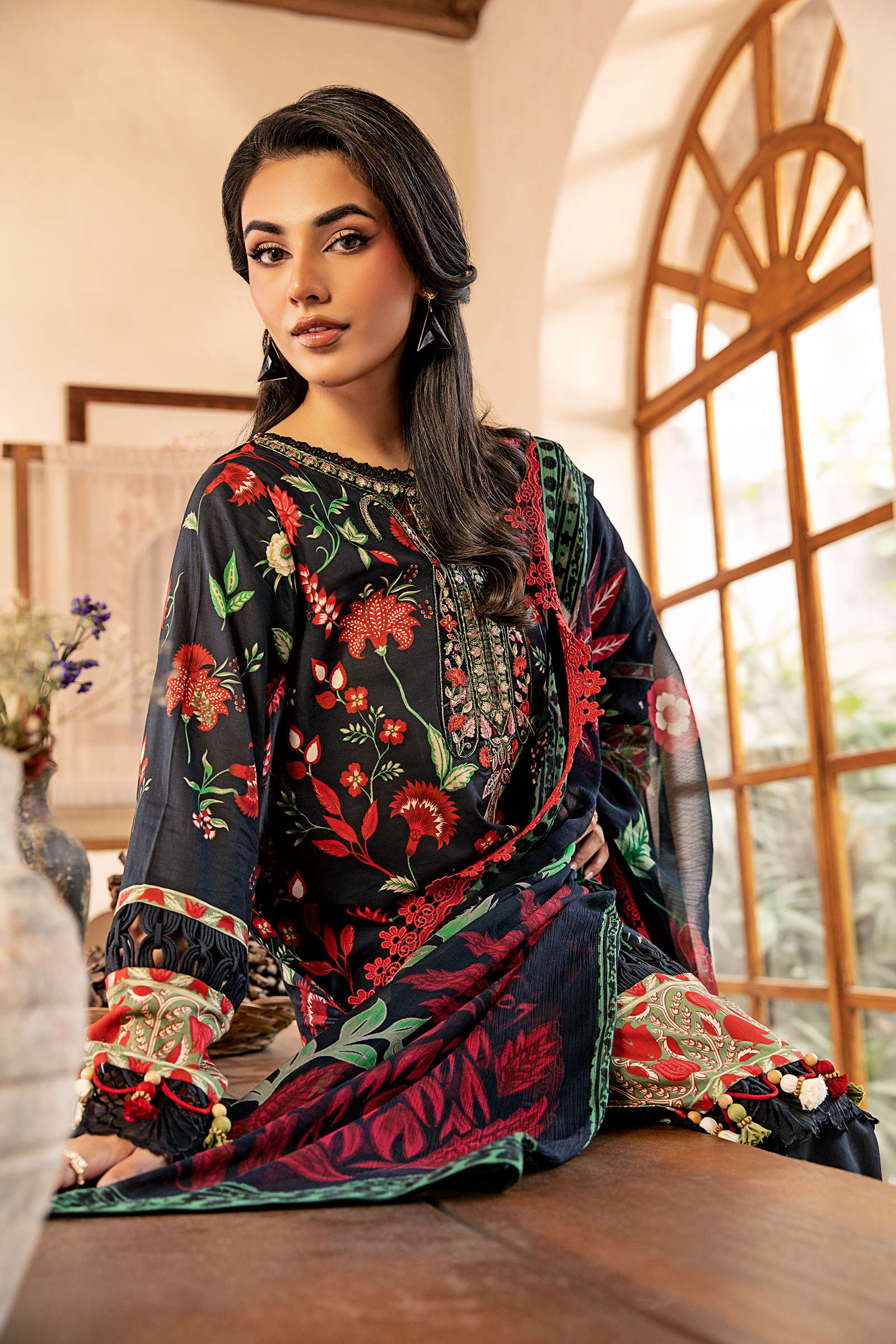 Maria B | Eid Basic Lawn | MB-CUS25-901A