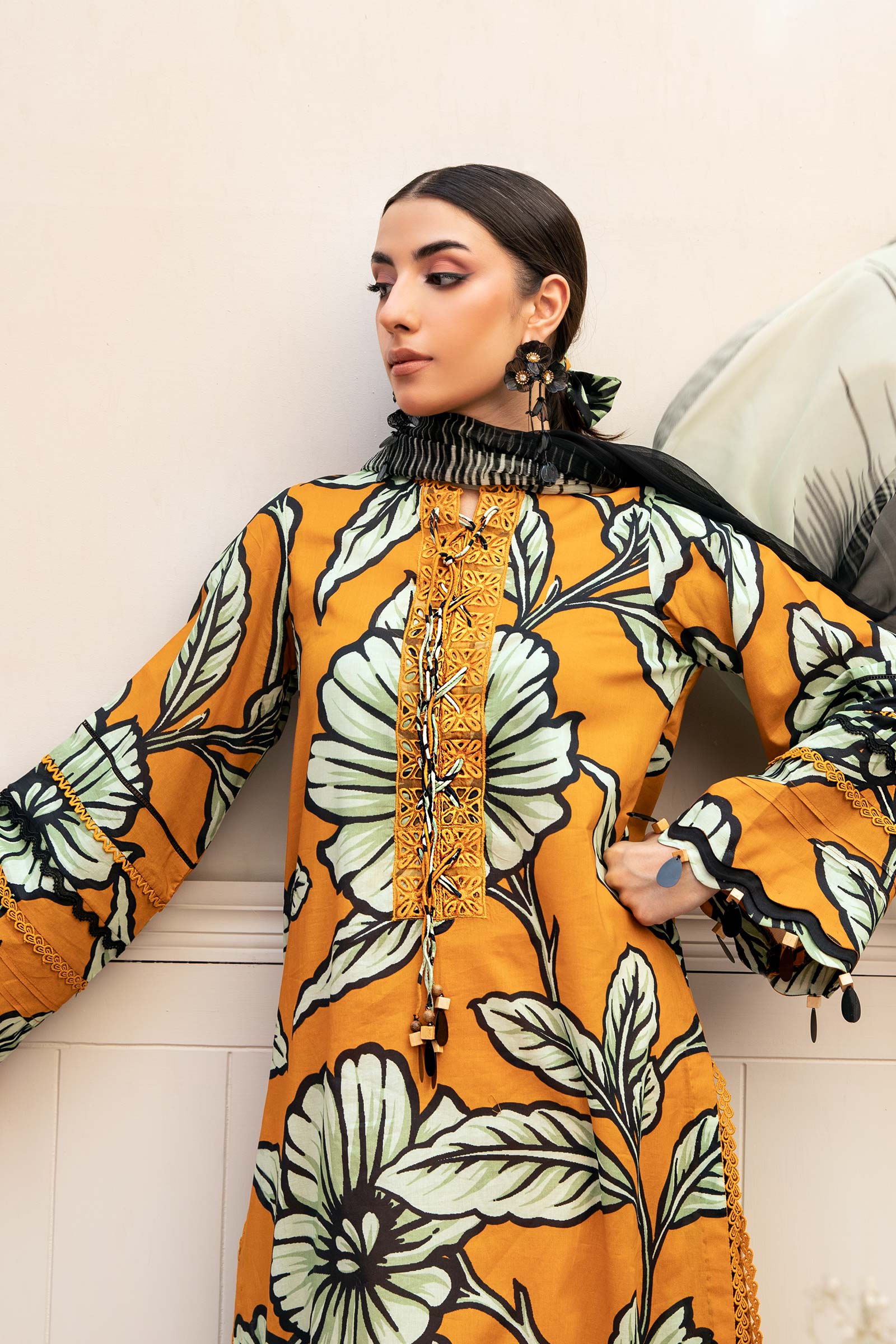 Maria B | Eid Basic Lawn | MB-CUS25-902A