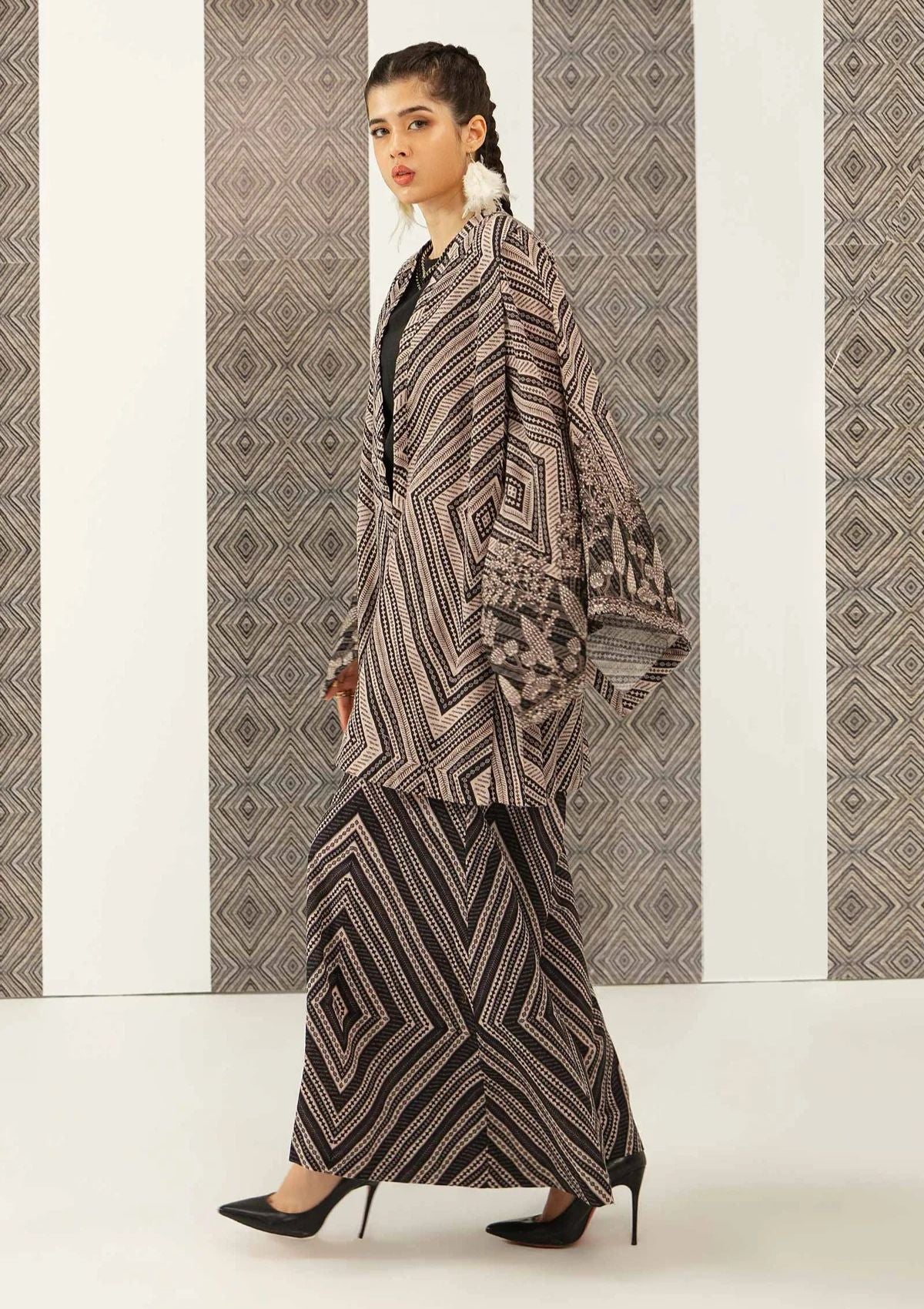 Winter Collection - M.Basics - Unstitched - MB#8A - Official M.Basics - Agha Fabrics UK