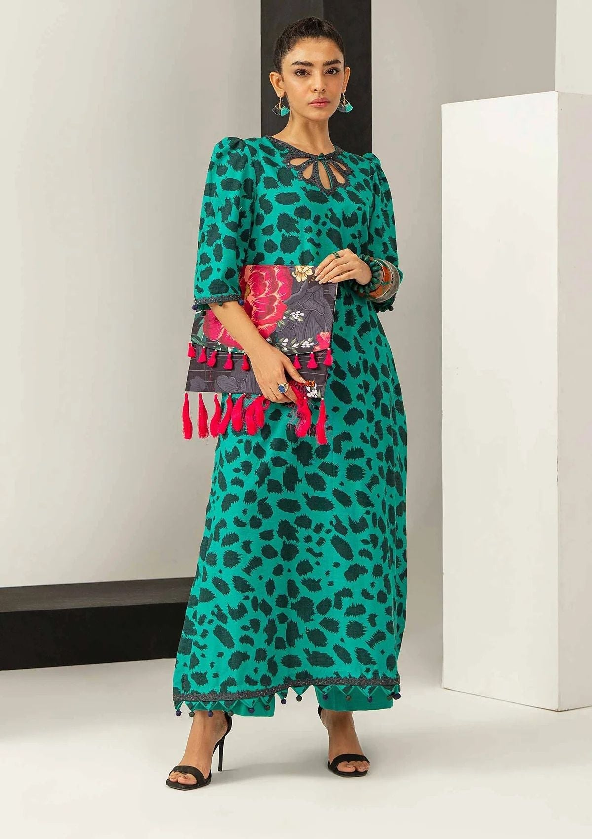 Winter Collection - M.Basics - Unstitched - MB#10B - Official M.Basics - Agha Fabrics UK