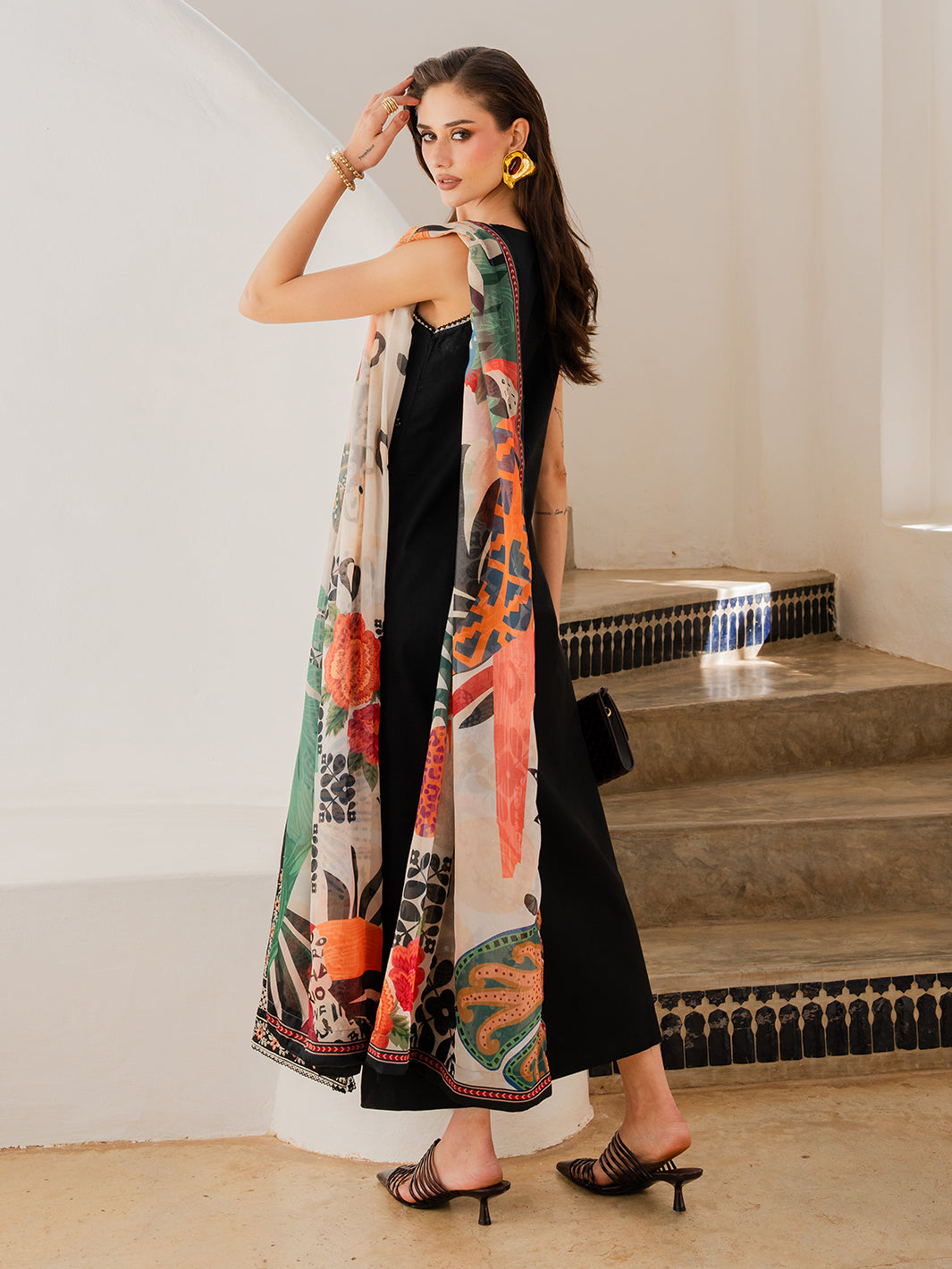 Izel | Dareen Luxury Lawn 26 | Mehvar