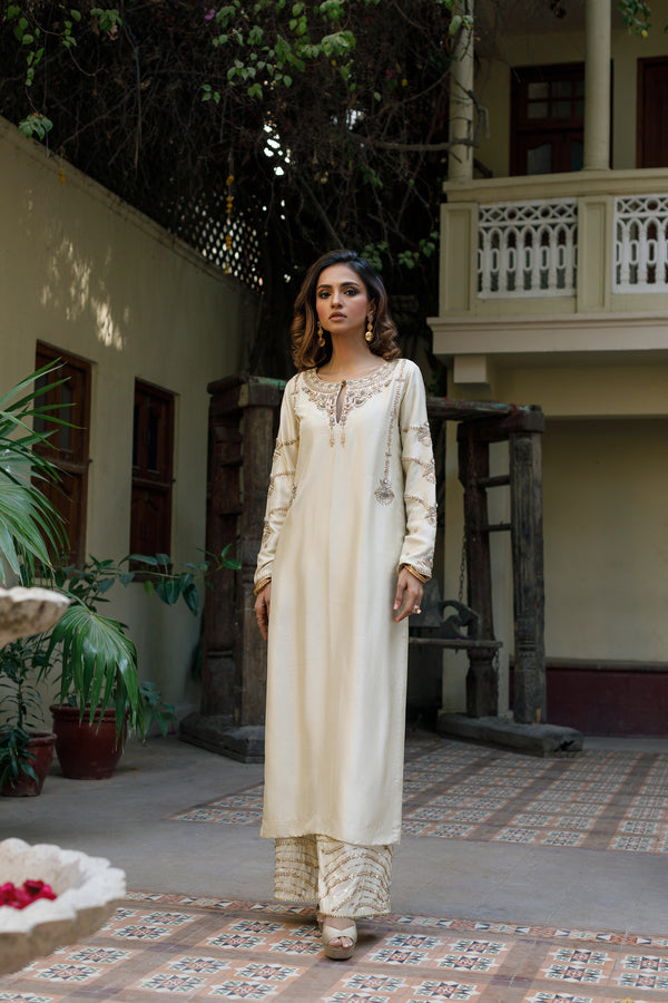 Wahajmkhan | Bahar Begum Formals | IVORY RAW BAHAR