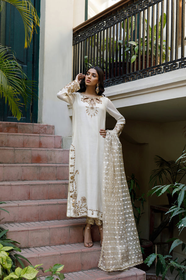 Wahajmkhan | Bahar Begum Formals | IVORY & COPPER BEGUM OUTFIT
