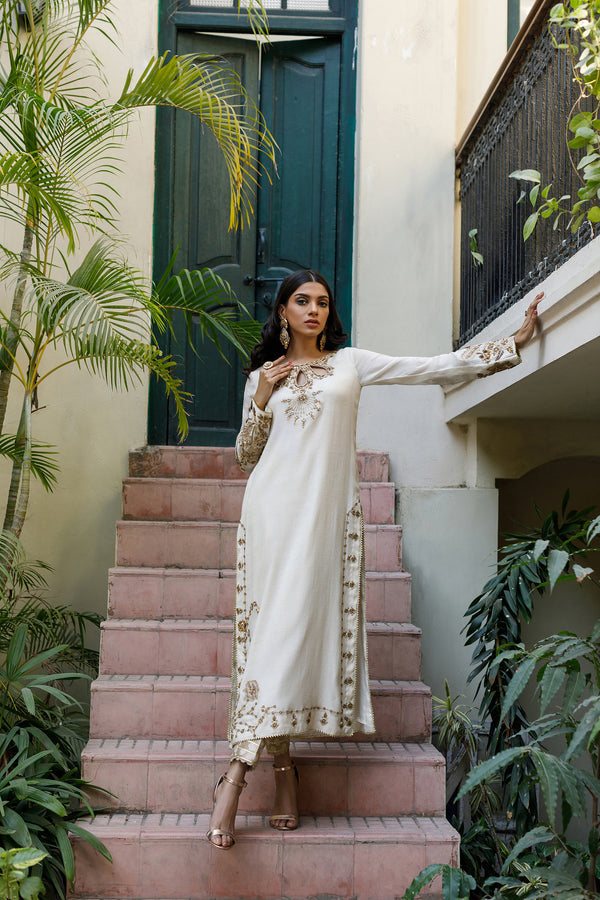 Wahajmkhan | Bahar Begum Formals | IVORY & COPPER BEGUM OUTFIT