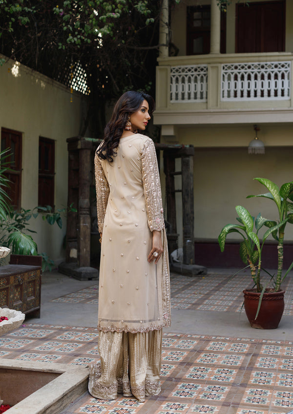 Wahajmkhan | Bahar Begum Formals | IVORY ROSE GOLD GOTTA JORA