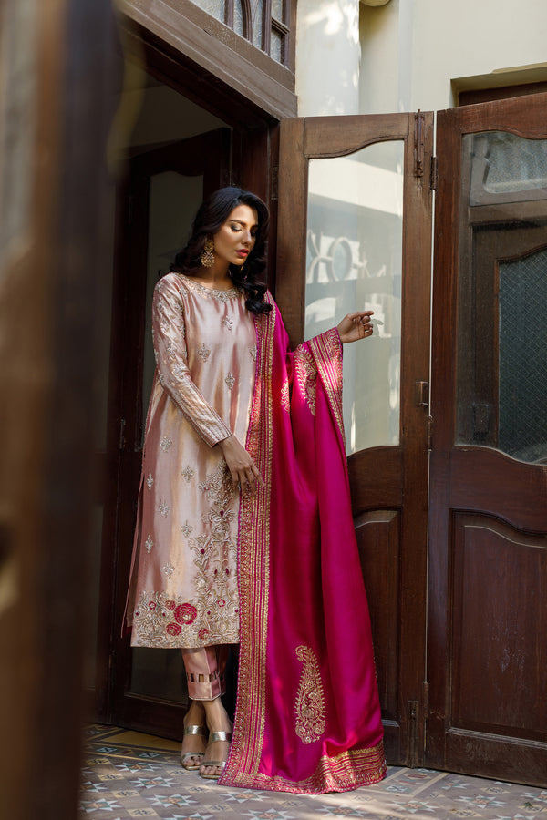 Wahajmkhan | Bahar Begum Formals | TISSUE PINK & MAGENTA SHAWL