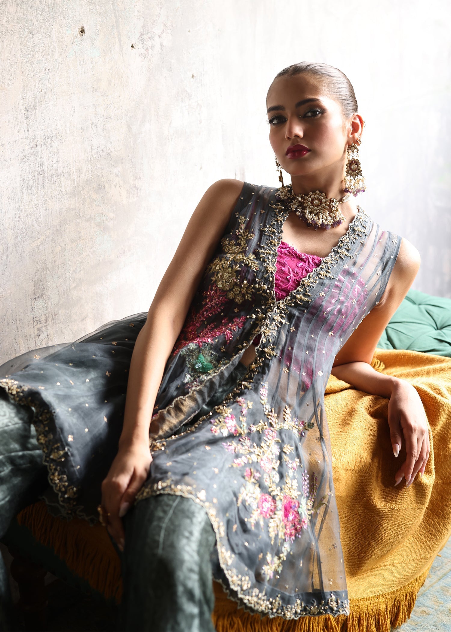 Umsha | Mehfil-e-Rang | Midnight Ash