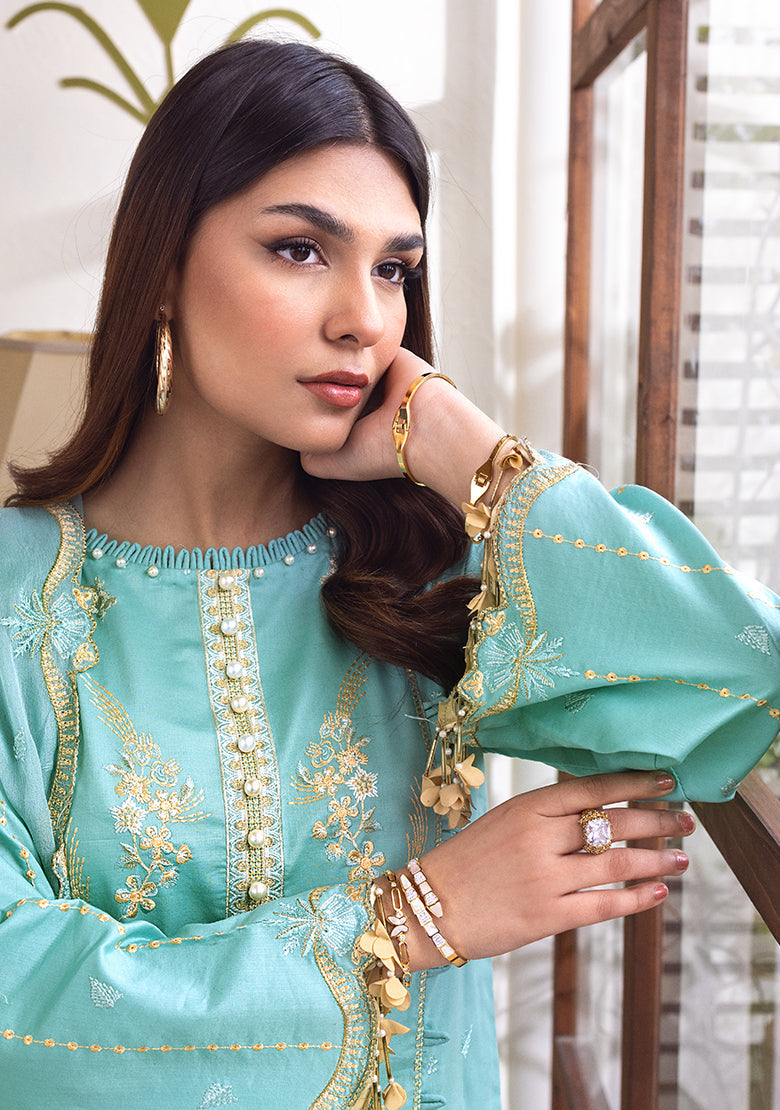 Lala | La Belle Luxe | Iris