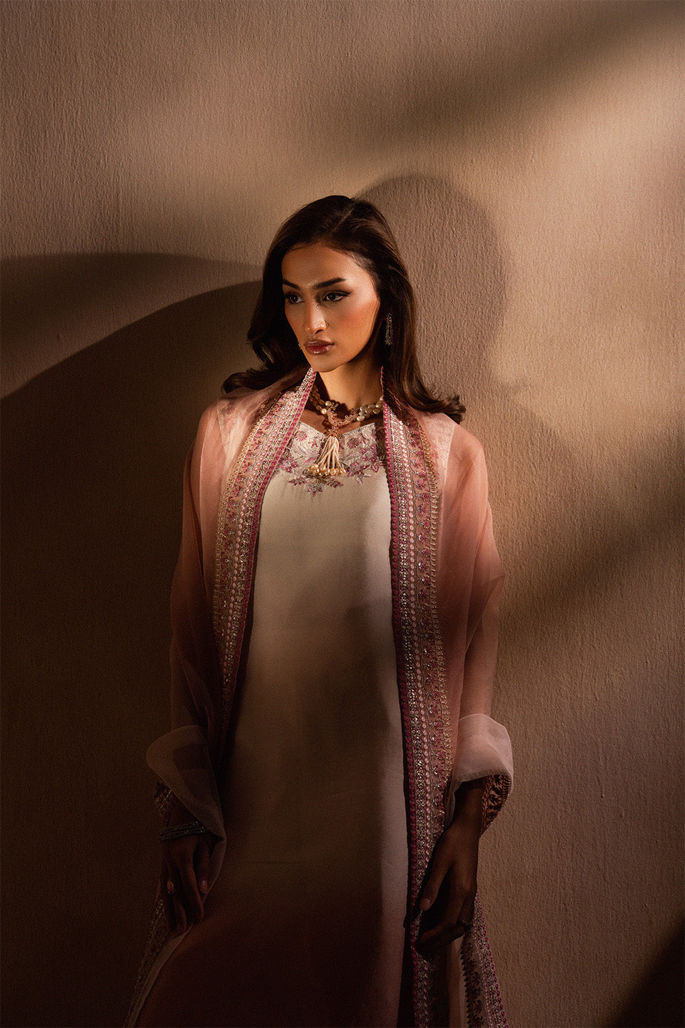 Maryum N Maria | Dhahab 25 | AURA - MS50261