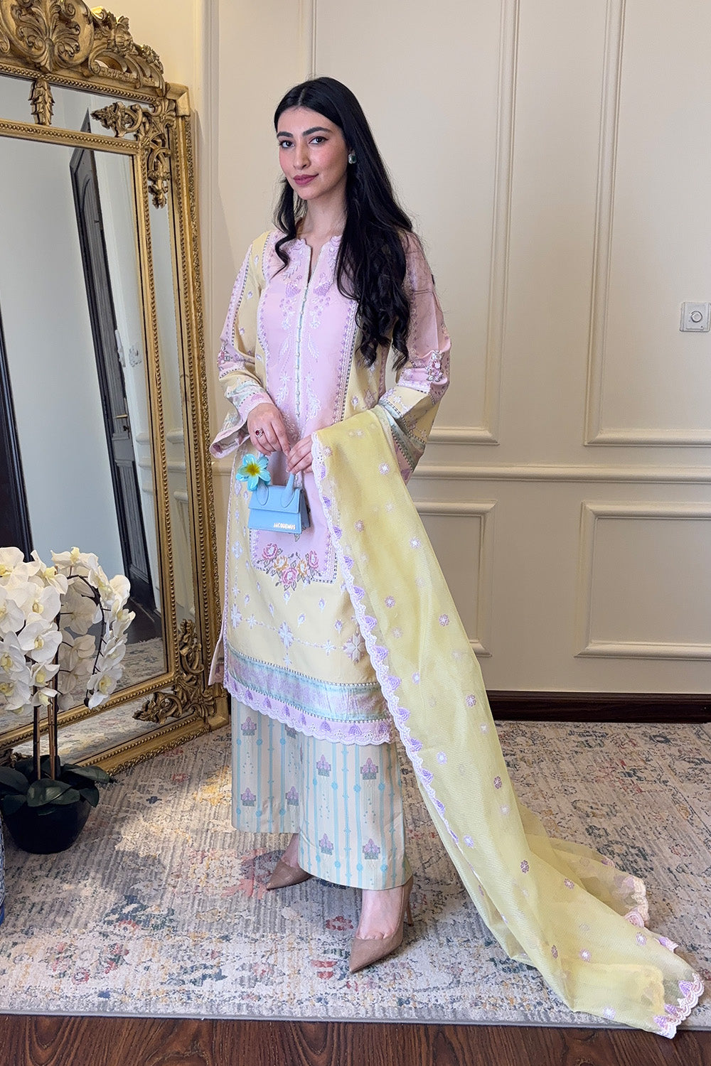 Maryum N Maria | Elara 25 | ASAL - MS50366