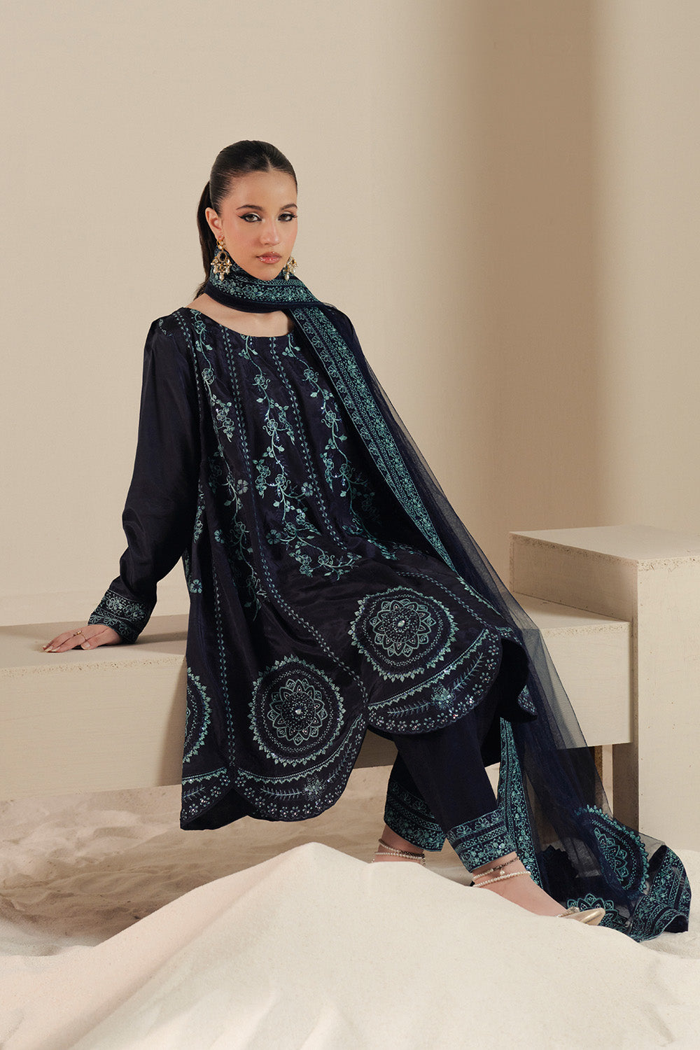 Maryum N Maria | Lyla Pret | VIE - MS50371