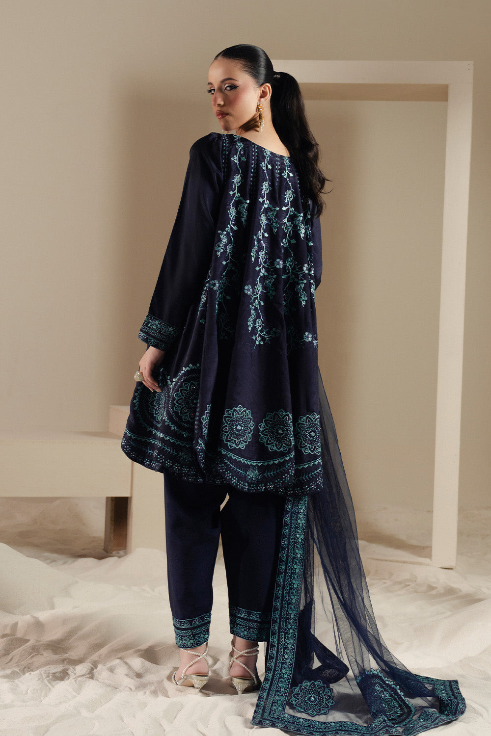 Maryum N Maria | Lyla Pret | VIE - MS50371