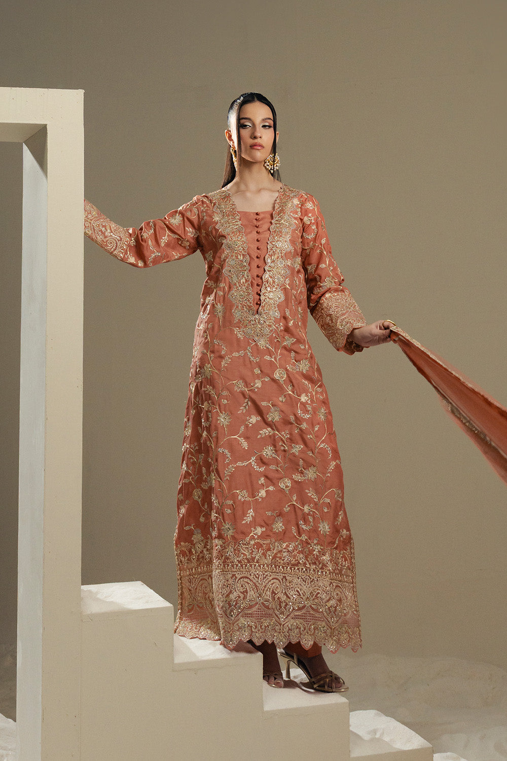 Maryum N Maria | Lyla Pret | SOLEIL - MS50382