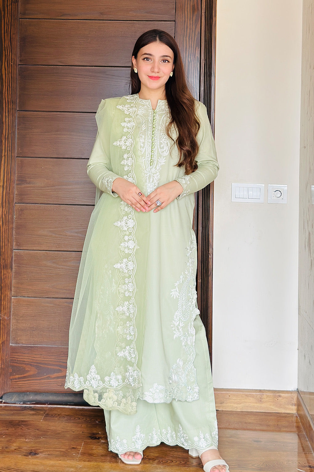 Maryum N Maria | Vasl Pret | Izel - MSS5701