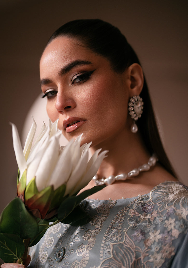 Lala | Veranda Swiss Lawn | Alisha