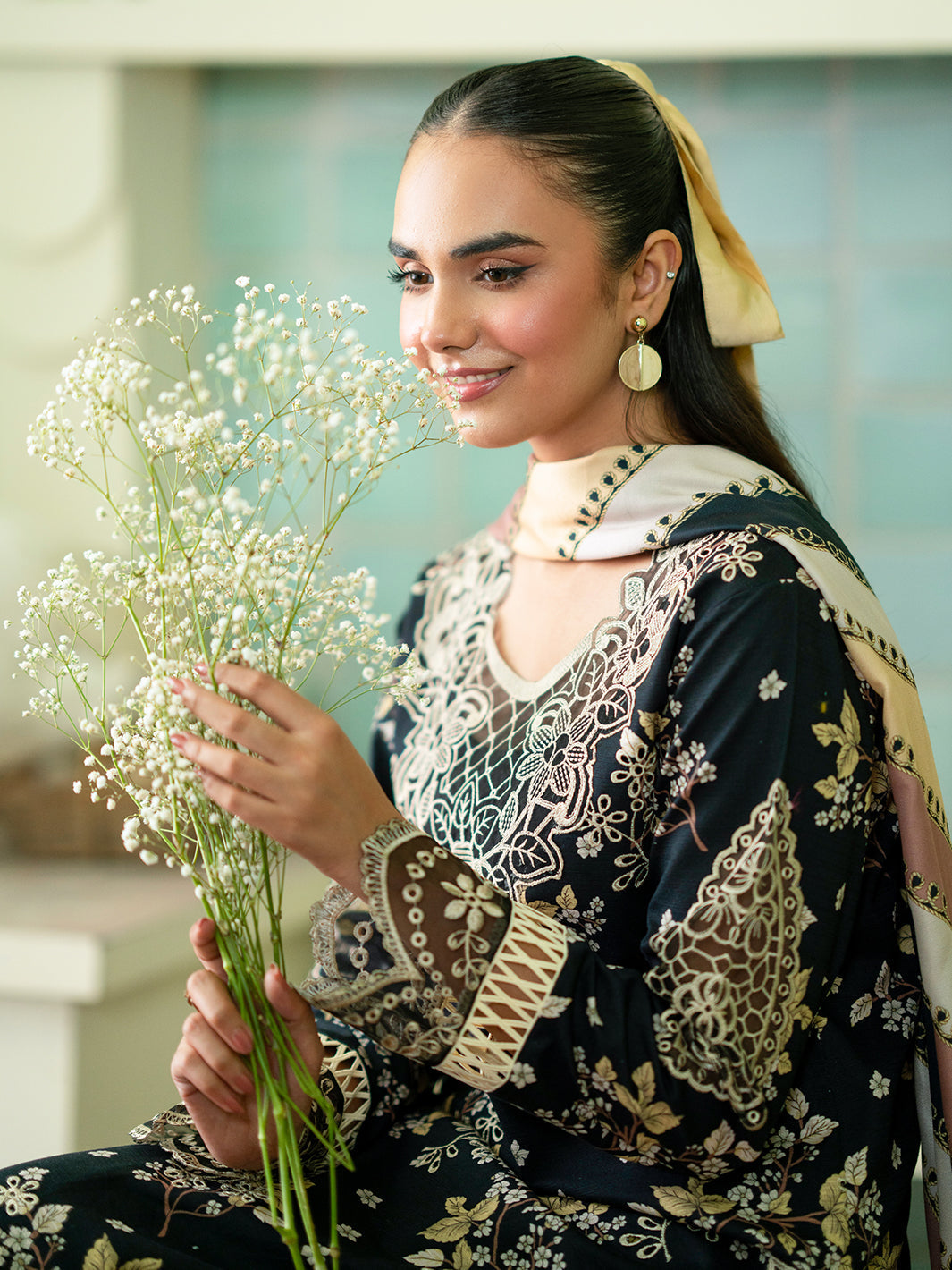 Mahnur | Leila Winter 24 | Giselle