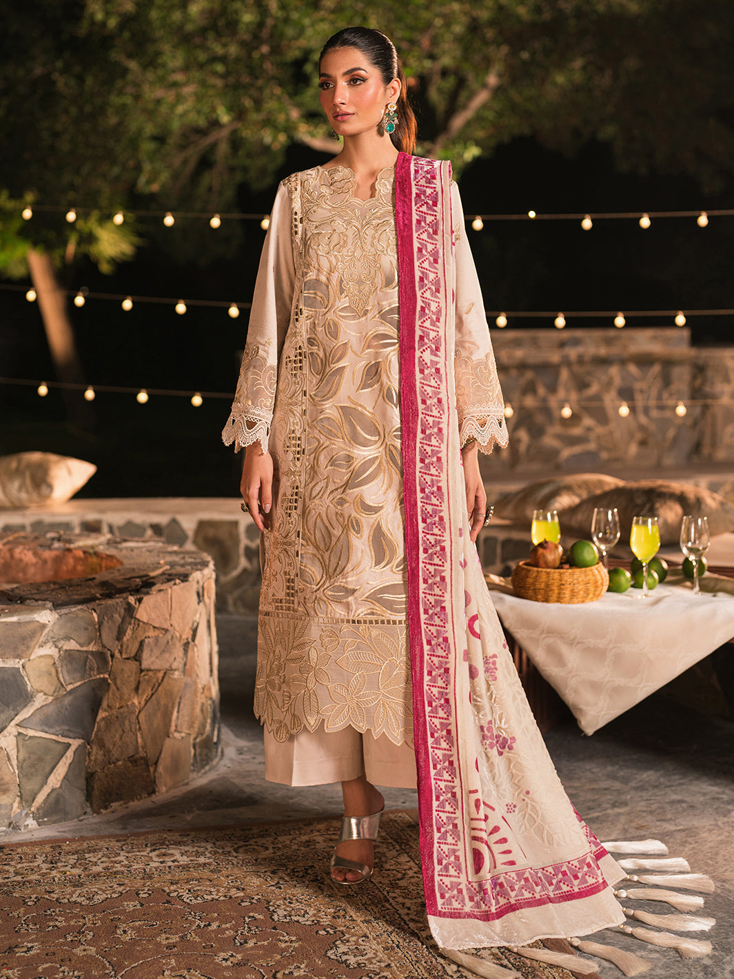 Mahnur | Nazakat Luxury Winter | VELIS - Official Mahnur - Agha Fabrics UK