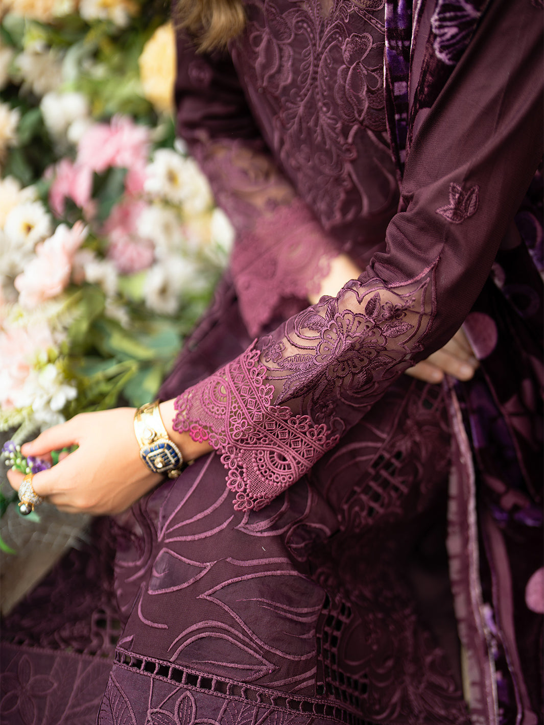 Mahnur | Nazakat Luxury Winter | ZARAE - Official Mahnur - Agha Fabrics UK