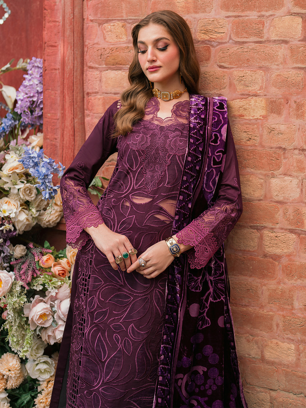 Mahnur | Nazakat Luxury Winter | ZARAE - Official Mahnur - Agha Fabrics UK