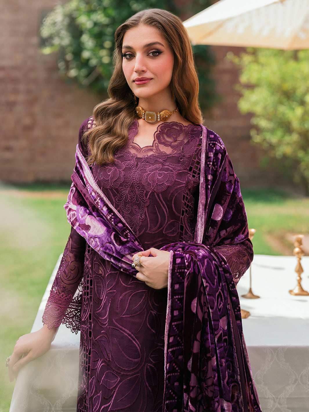 Mahnur | Nazakat Luxury Winter | ZARAE - Official Mahnur - Agha Fabrics UK