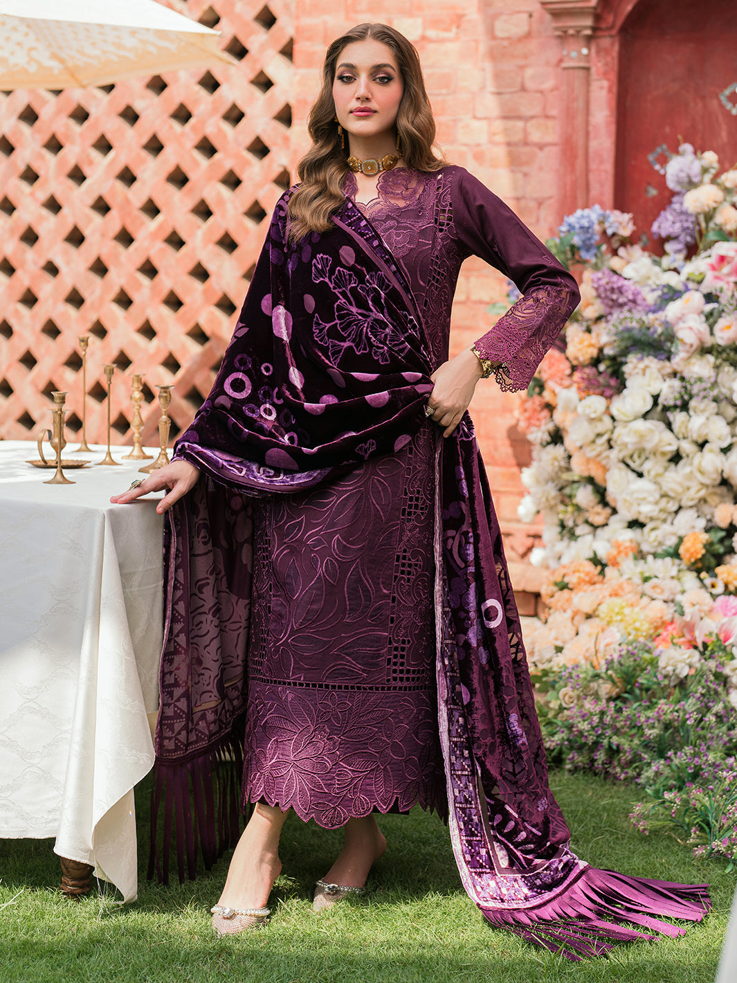 Mahnur | Nazakat Luxury Winter | ZARAE - Official Mahnur - Agha Fabrics UK