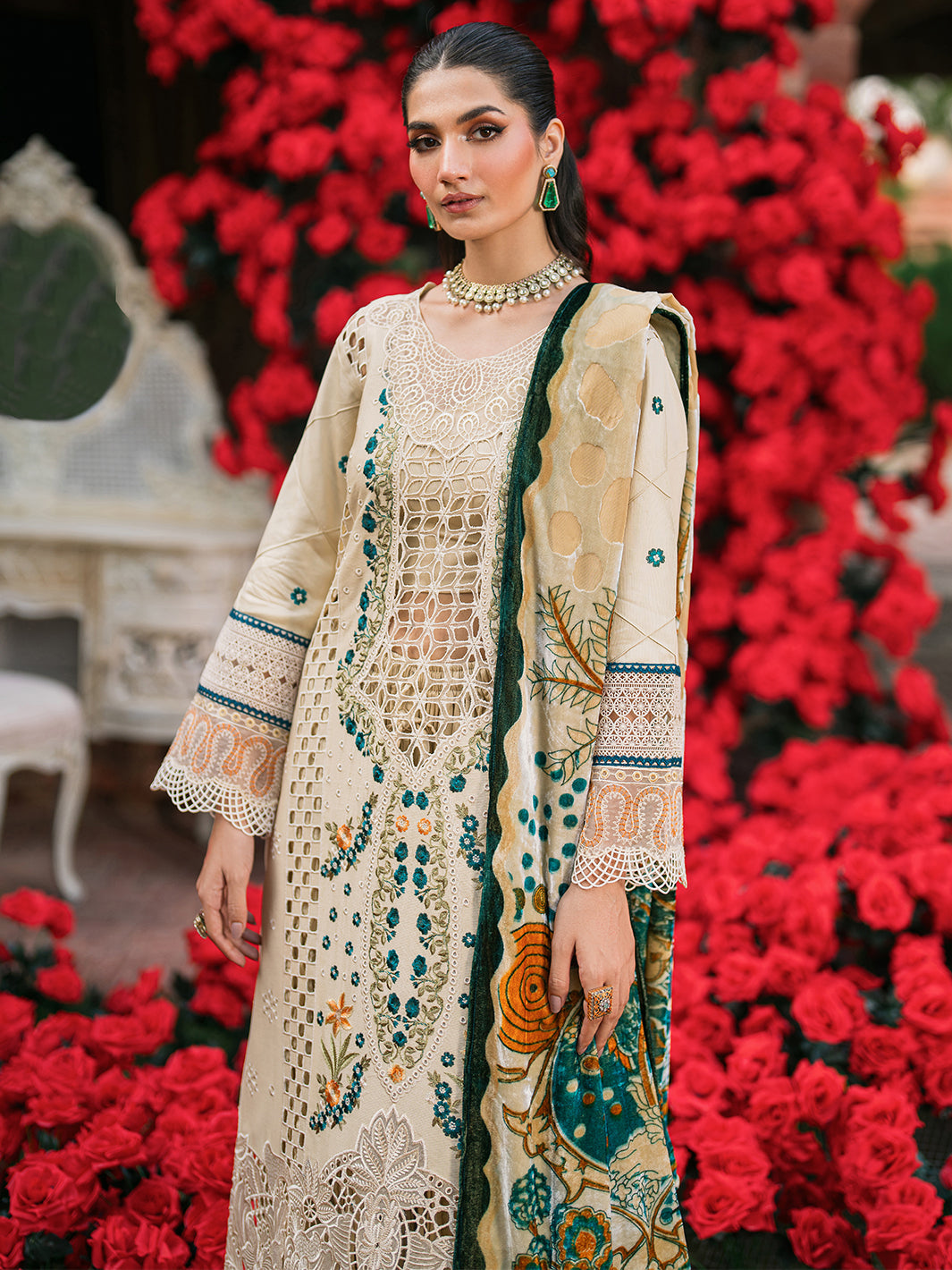 Mahnur | Nazakat Luxury Winter | ZEYA - Official Mahnur - Agha Fabrics UK