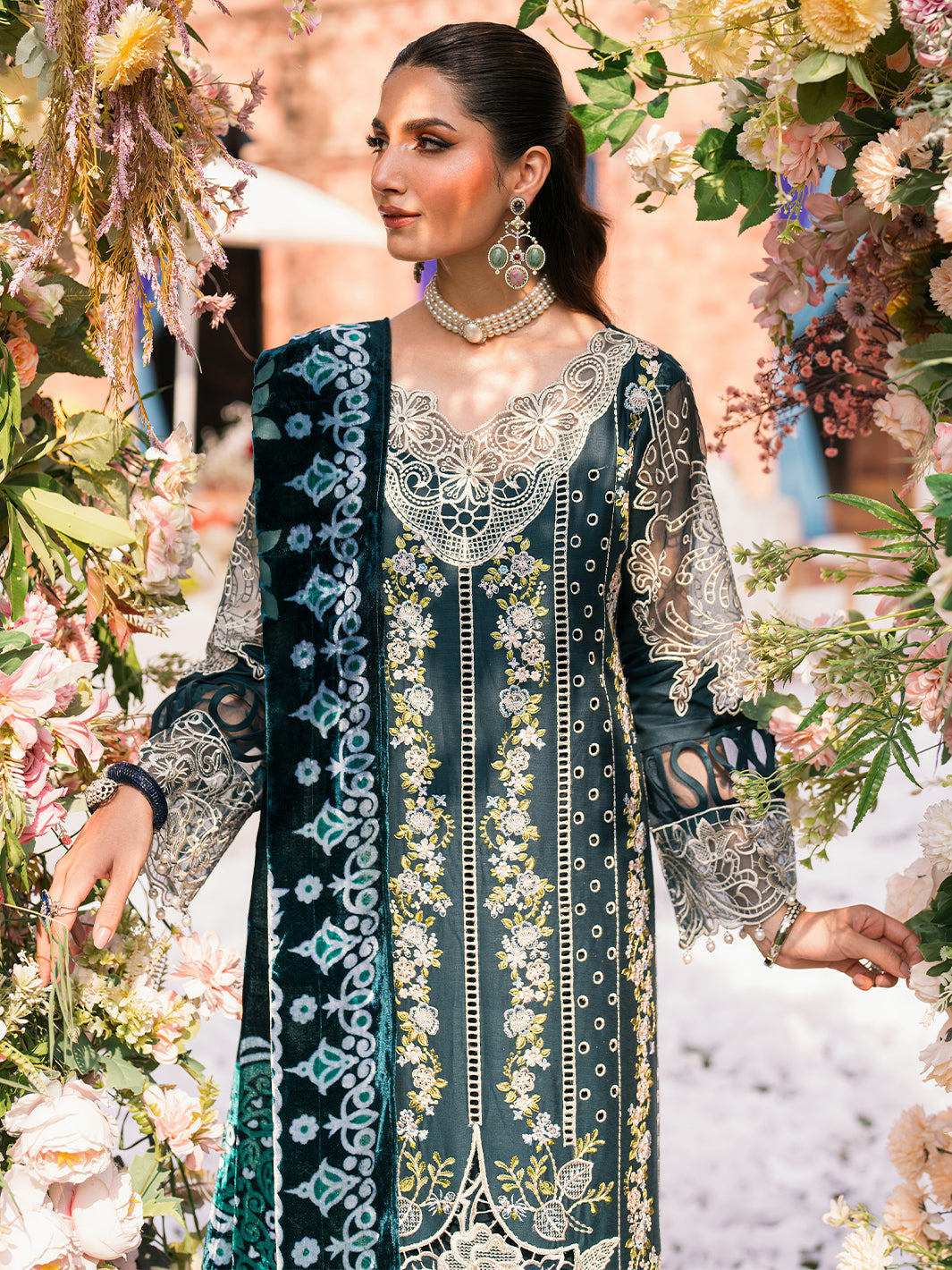 Mahnur | Nazakat Luxury Winter | ELYS - Official Mahnur - Agha Fabrics UK