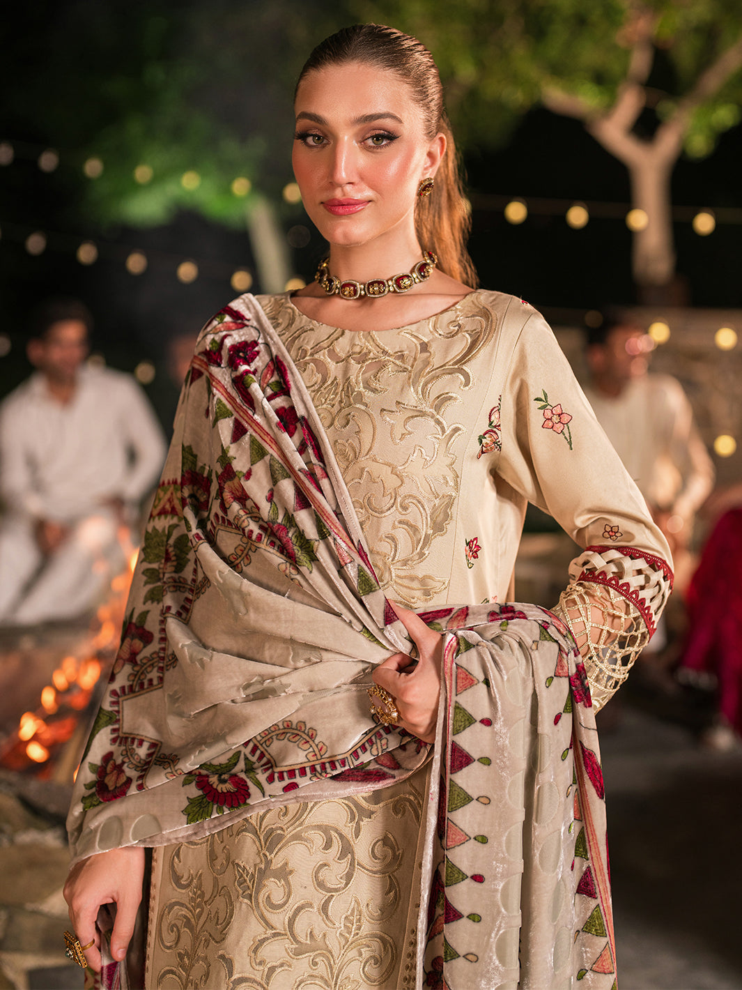 Mahnur | Nazakat Luxury Winter | KIVA - Official Mahgul - Agha Fabrics UK