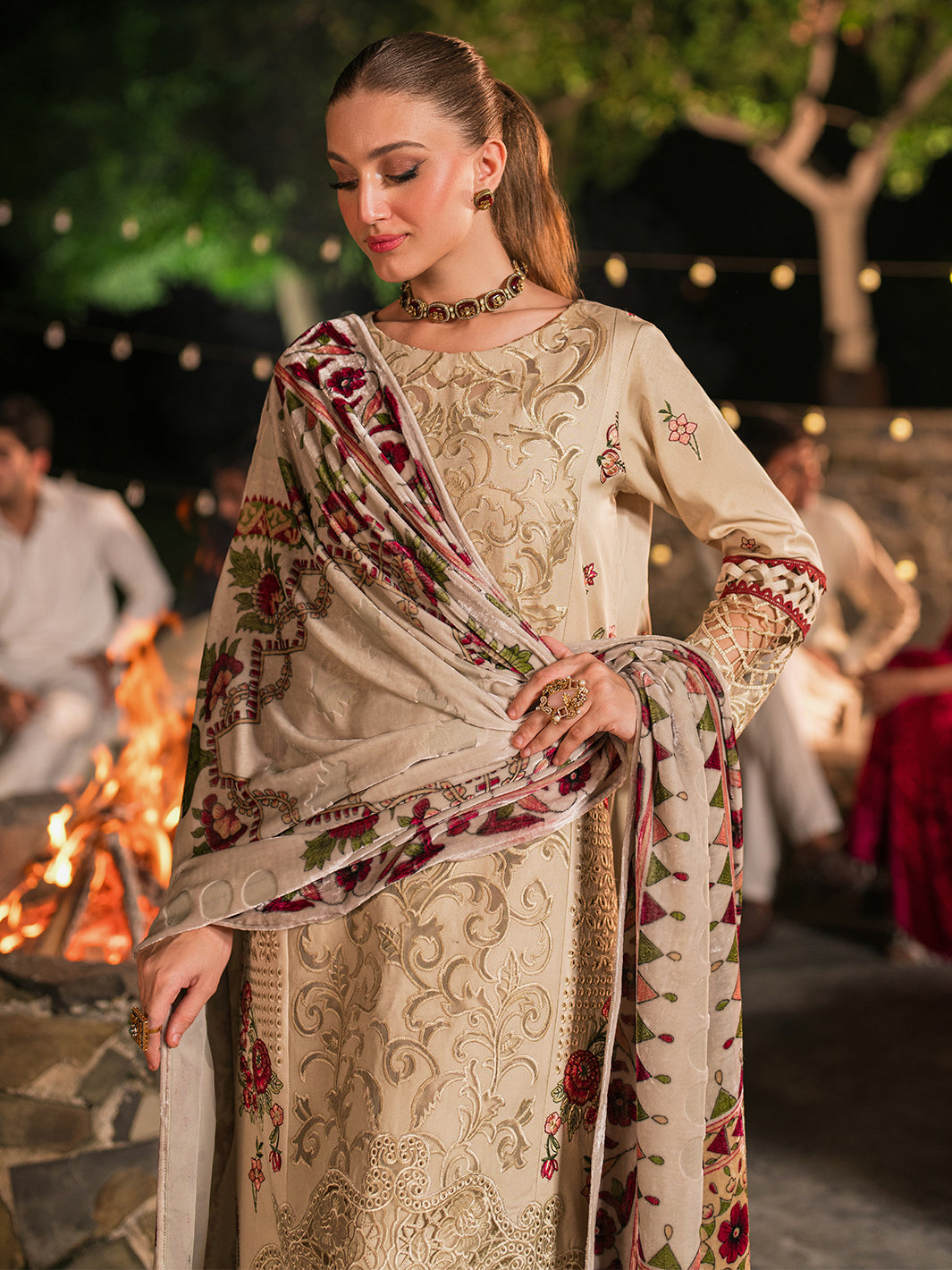 Mahnur | Nazakat Luxury Winter | KIVA - Official Mahgul - Agha Fabrics UK