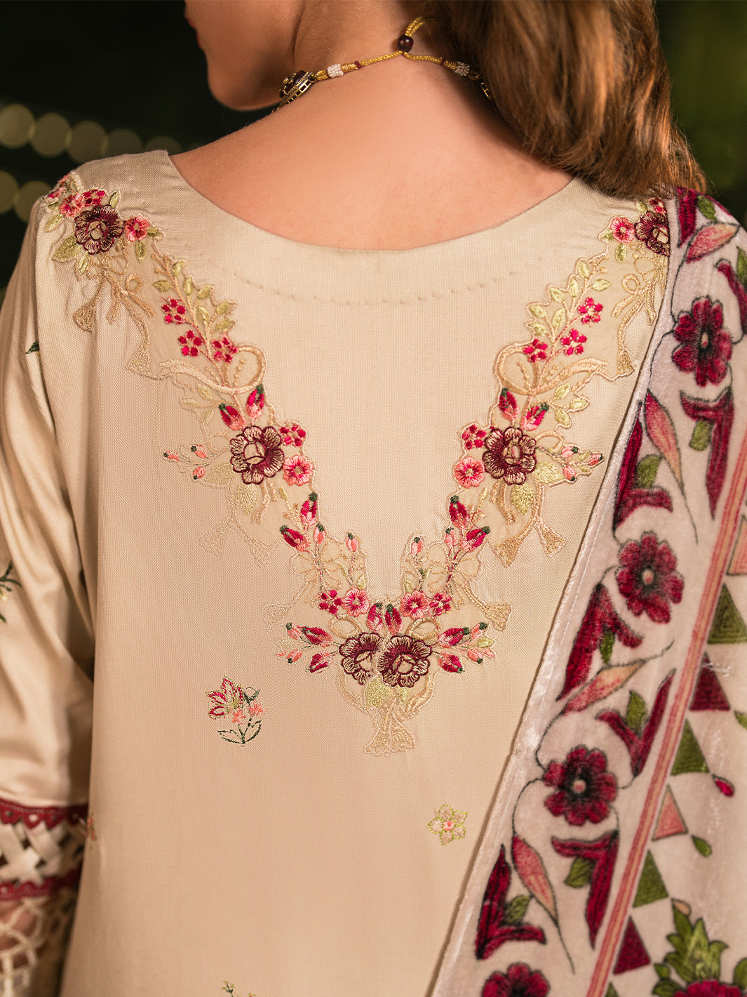 Mahnur | Nazakat Luxury Winter | KIVA - Official Mahgul - Agha Fabrics UK