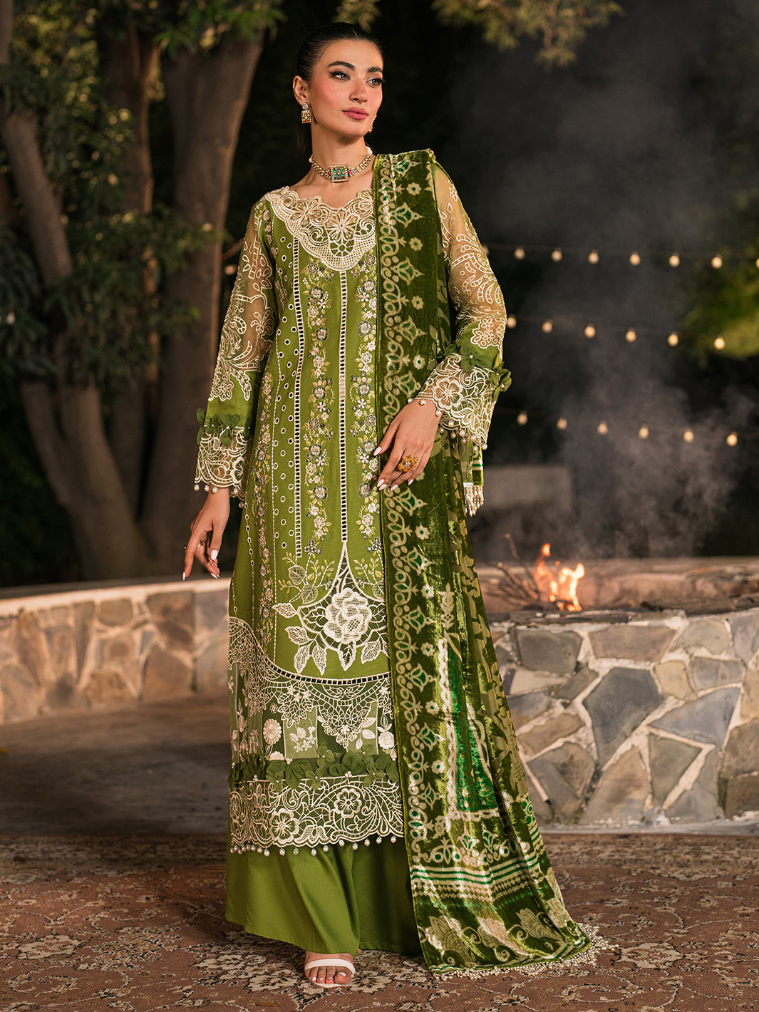 Mahnur | Nazakat Luxury Winter | ARYA - Official Mahnur - Agha Fabrics UK