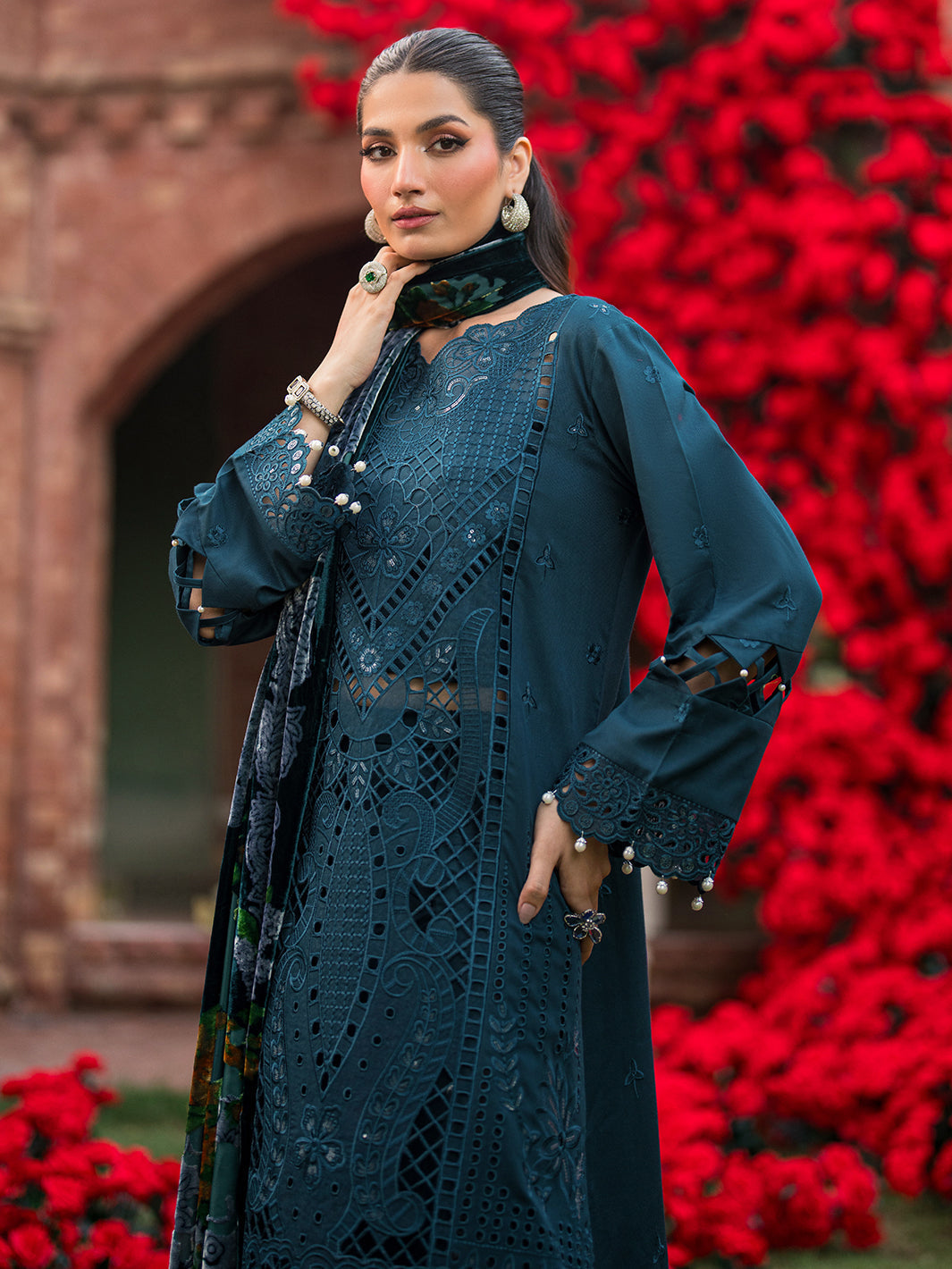 Mahnur | Nazakat Luxury Winter | AVEN - Official Mahnur - Agha Fabrics UK