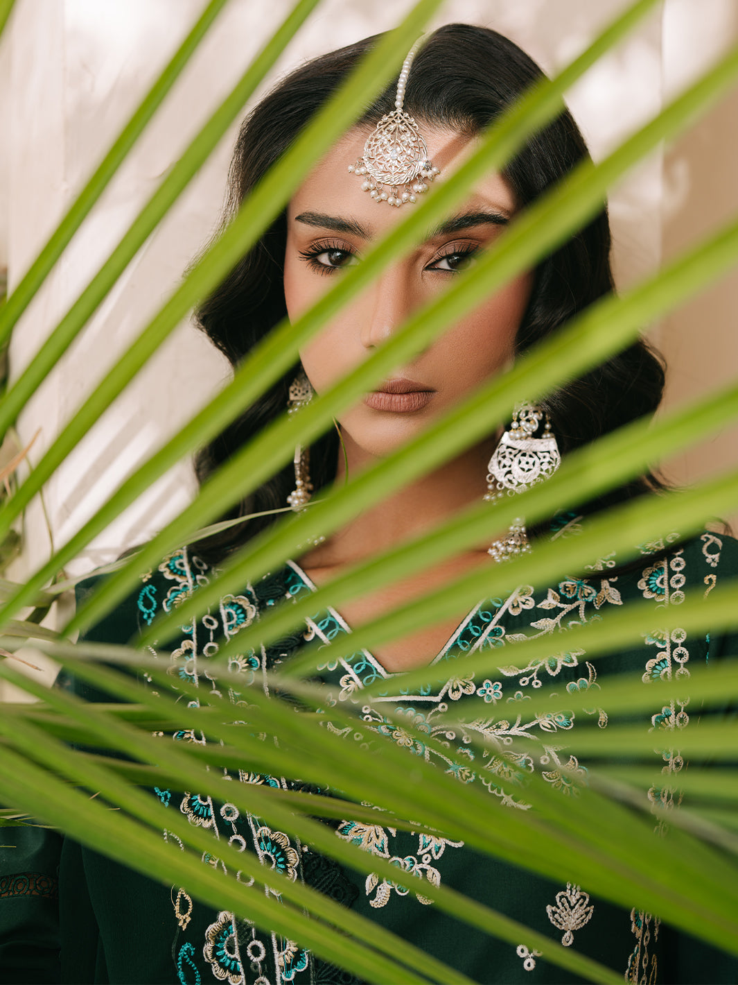 Mahnur | Shanaya Luxury Lawn 25 | Siyahgul