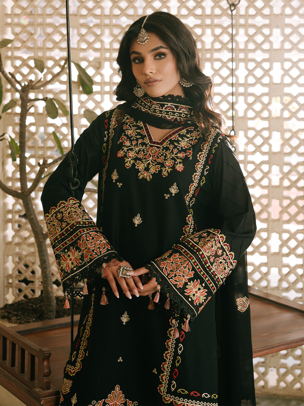 Mahnur | Shanaya Luxury Lawn 25 | Zehra