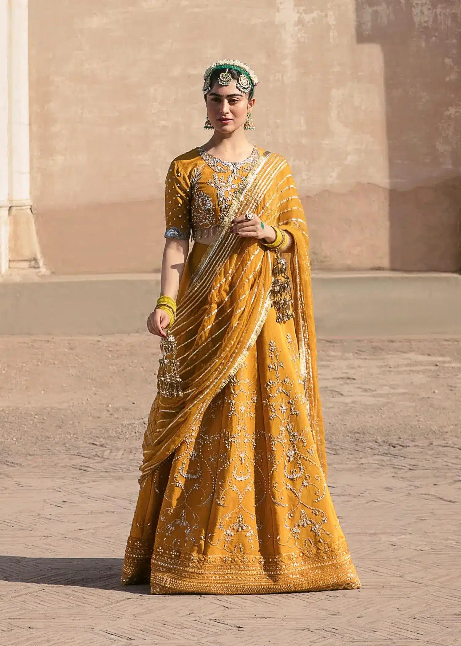 Mahum Asad | Gul Posh Luxury Formals ÃÂ¢ÃÂÃÂ23 | Nazneen