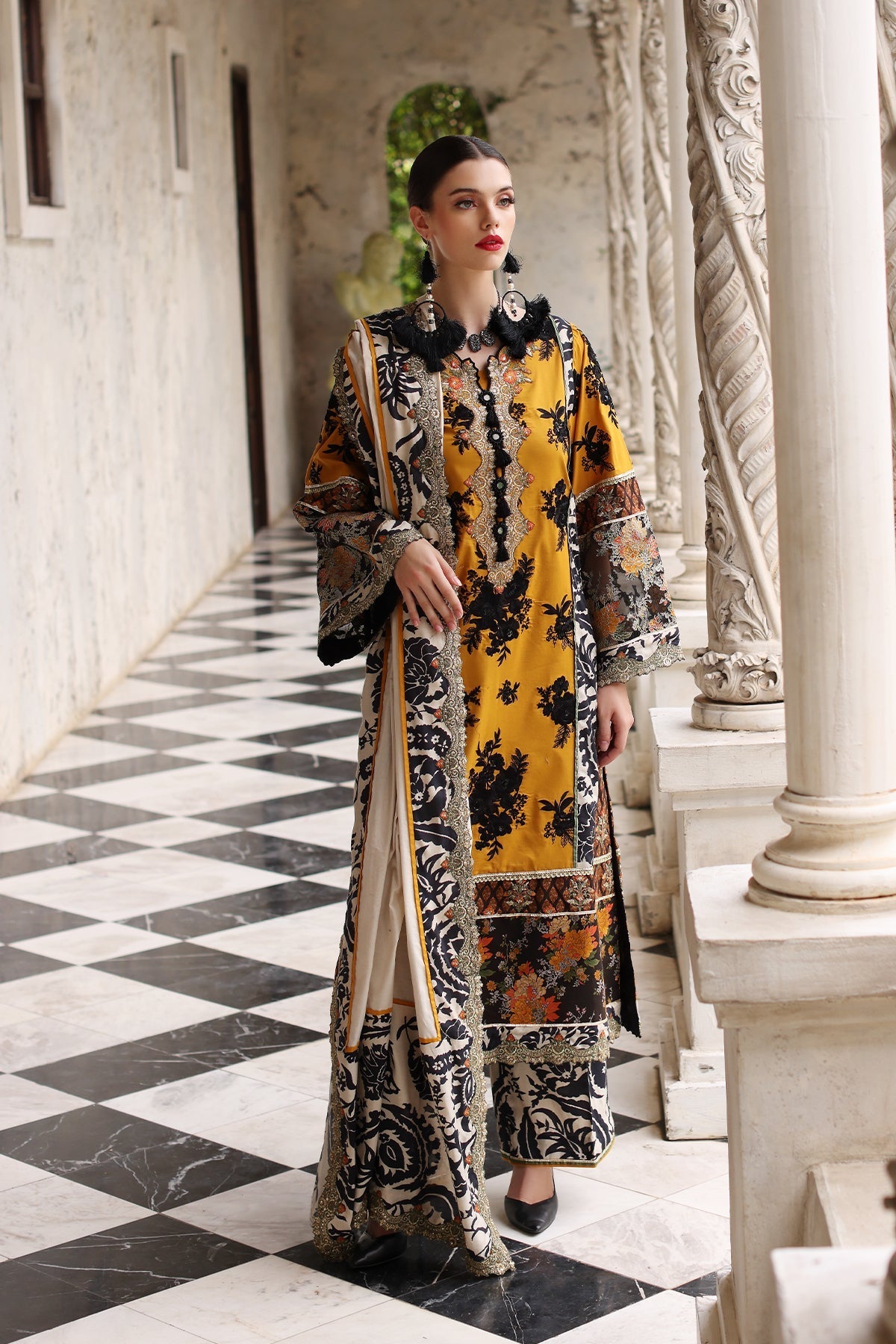 Mina Kashif | Festive Lawn | Leyla