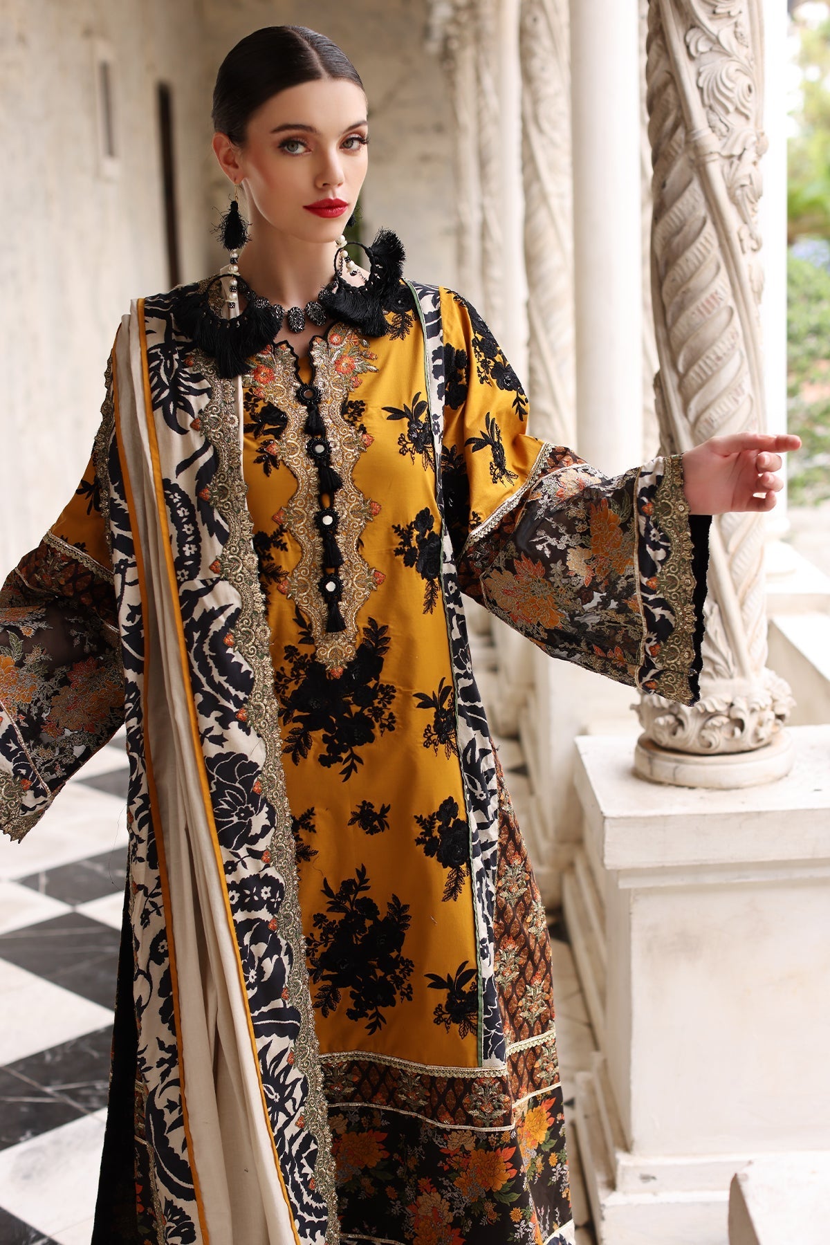 Mina Kashif | Festive Lawn | Leyla