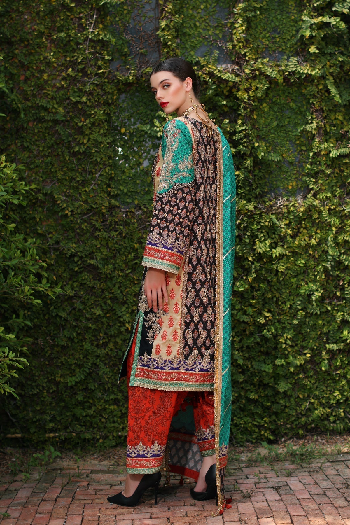 Mina Kashif | Festive Lawn | Zenel