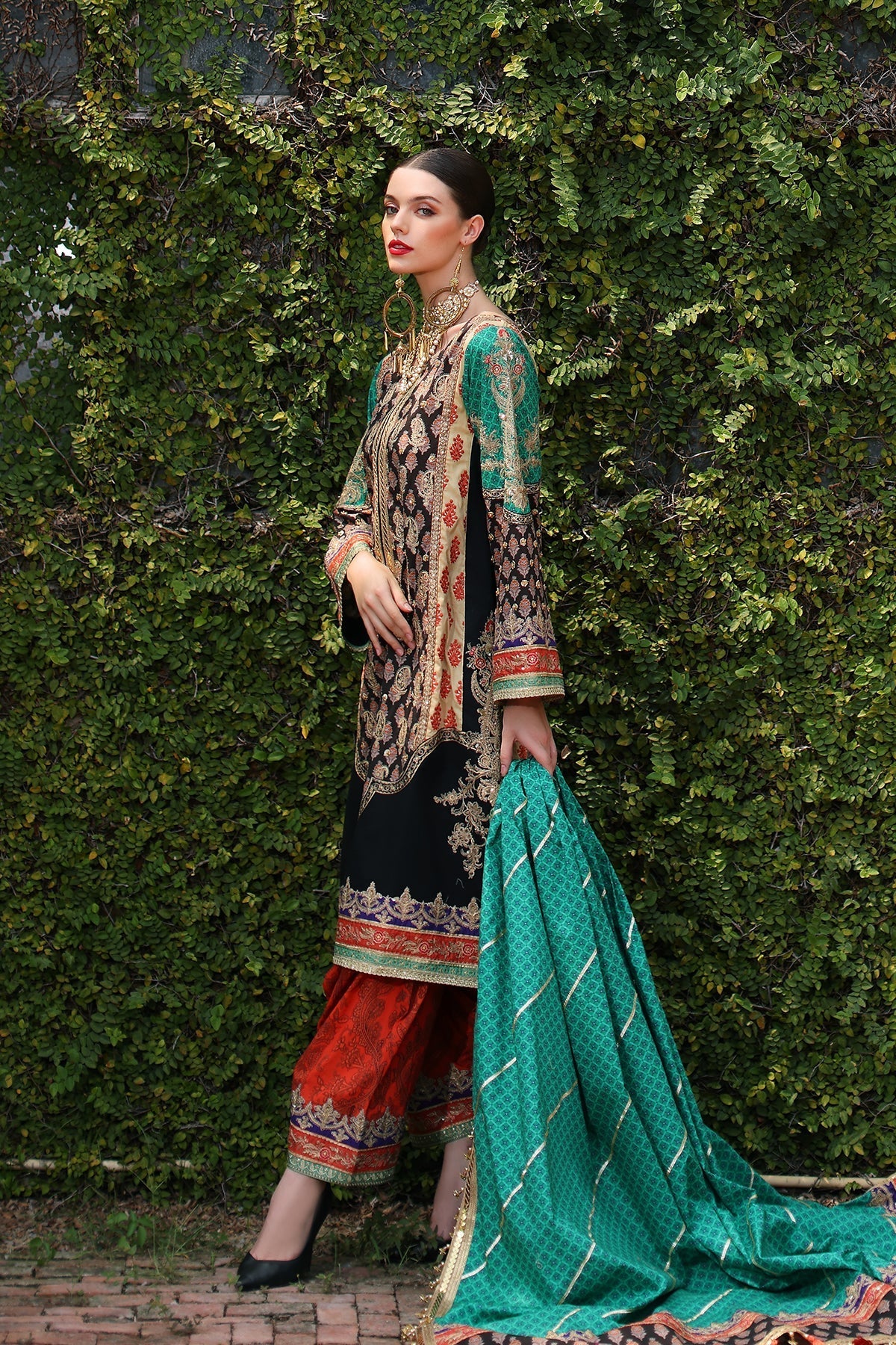 Mina Kashif | Festive Lawn | Zenel