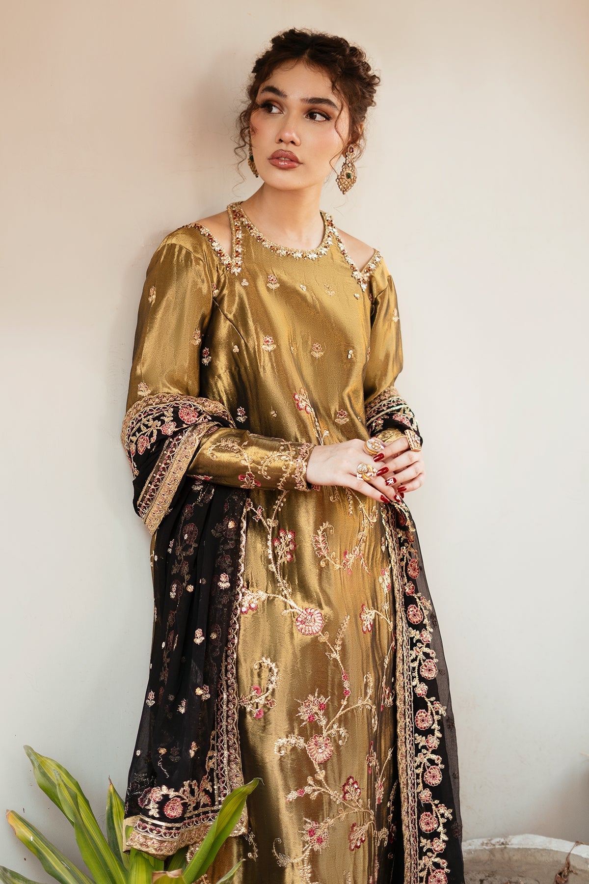 Mina Kashif | Noor Jahan Festive Edit | Maahi