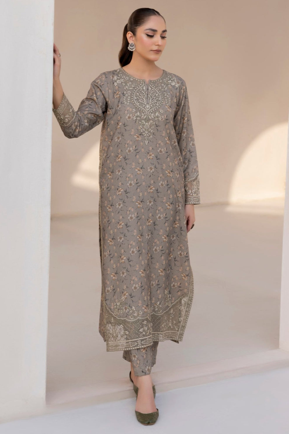 Mohagni | Winter Collection | DZP-15 2 PC