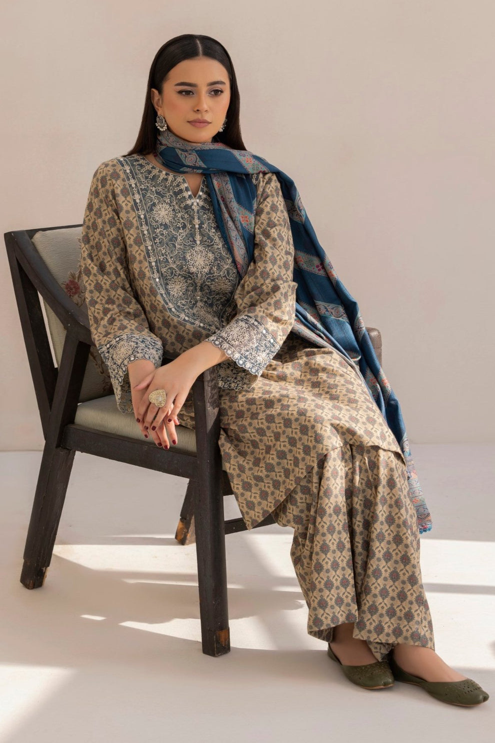 Mohagni | Winter Collection | DZP-12 3PC
